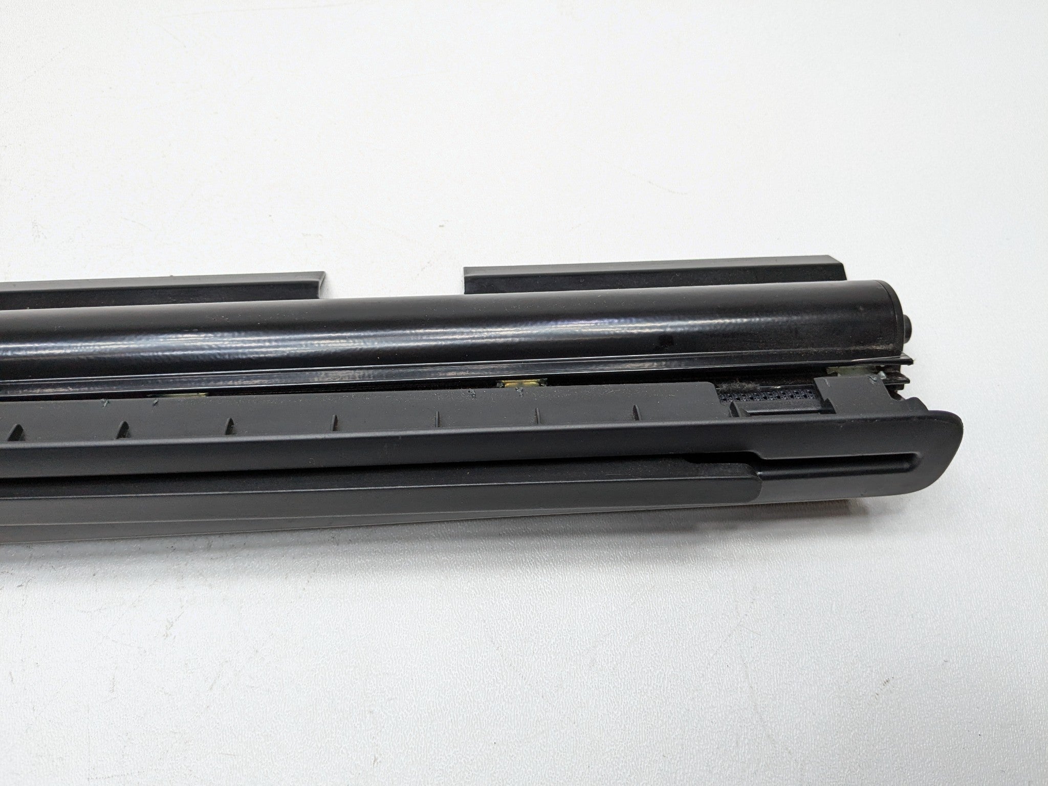2008 - 2010 OEM PORSCHE CAYENNE REAR RIGH DOOR WINDOW SUN SHADE TRIM BLIND COVER