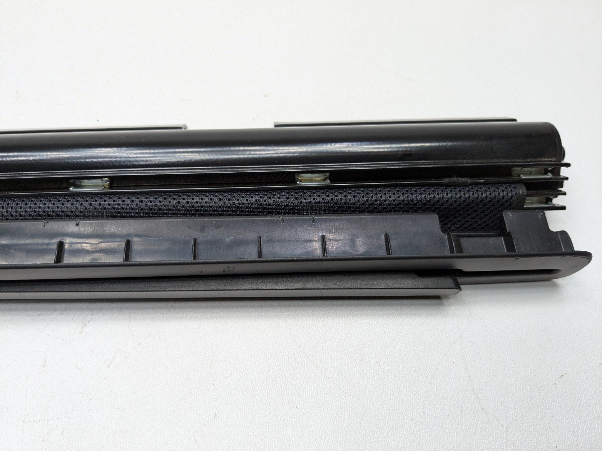 2008 - 2010 OEM PORSCHE CAYENNE REAR RIGH DOOR WINDOW SUN SHADE TRIM BLIND COVER