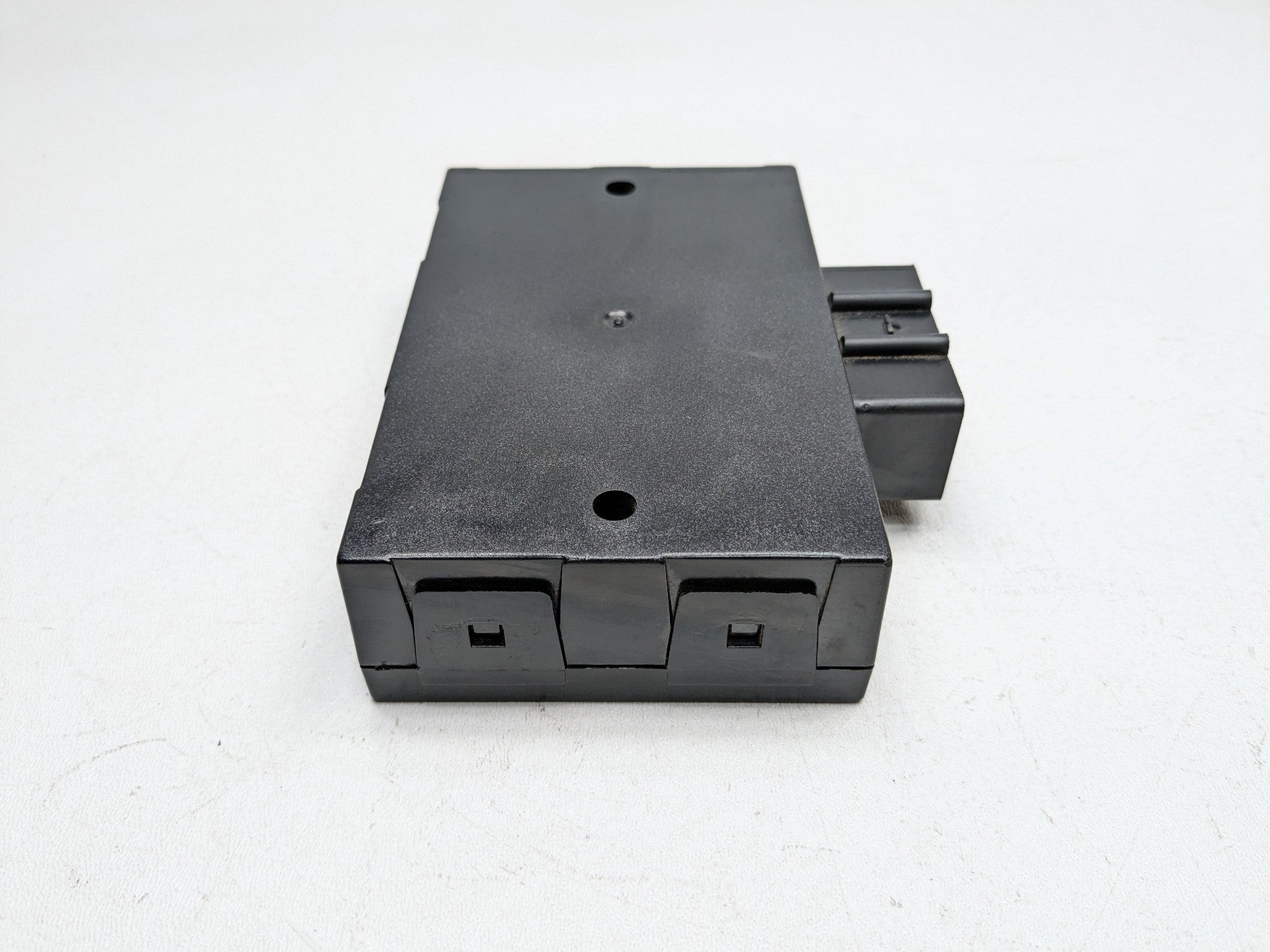 2008 - 2010 OEM PORSCHE CAYENNE REAR TRUNK LIFTGATE COMPUTER CONTROL MODULE