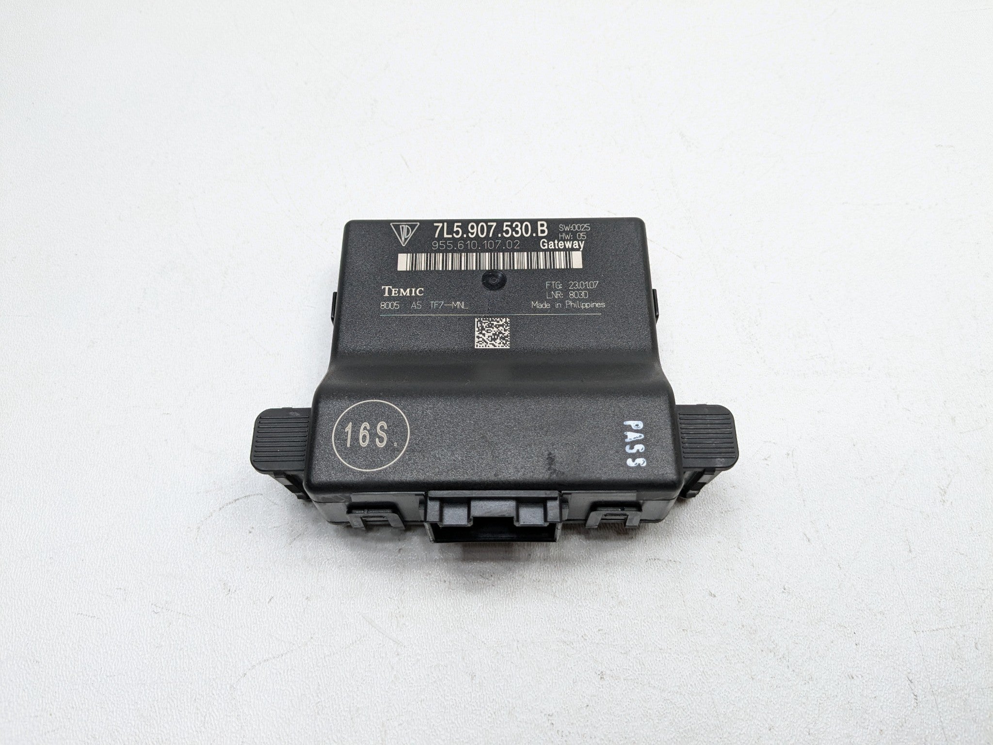 2008 - 2010 OEM PORSCHE CAYENNE GATEWAY MULTIPLEX NETWORK CONTROL MODULE UNIT