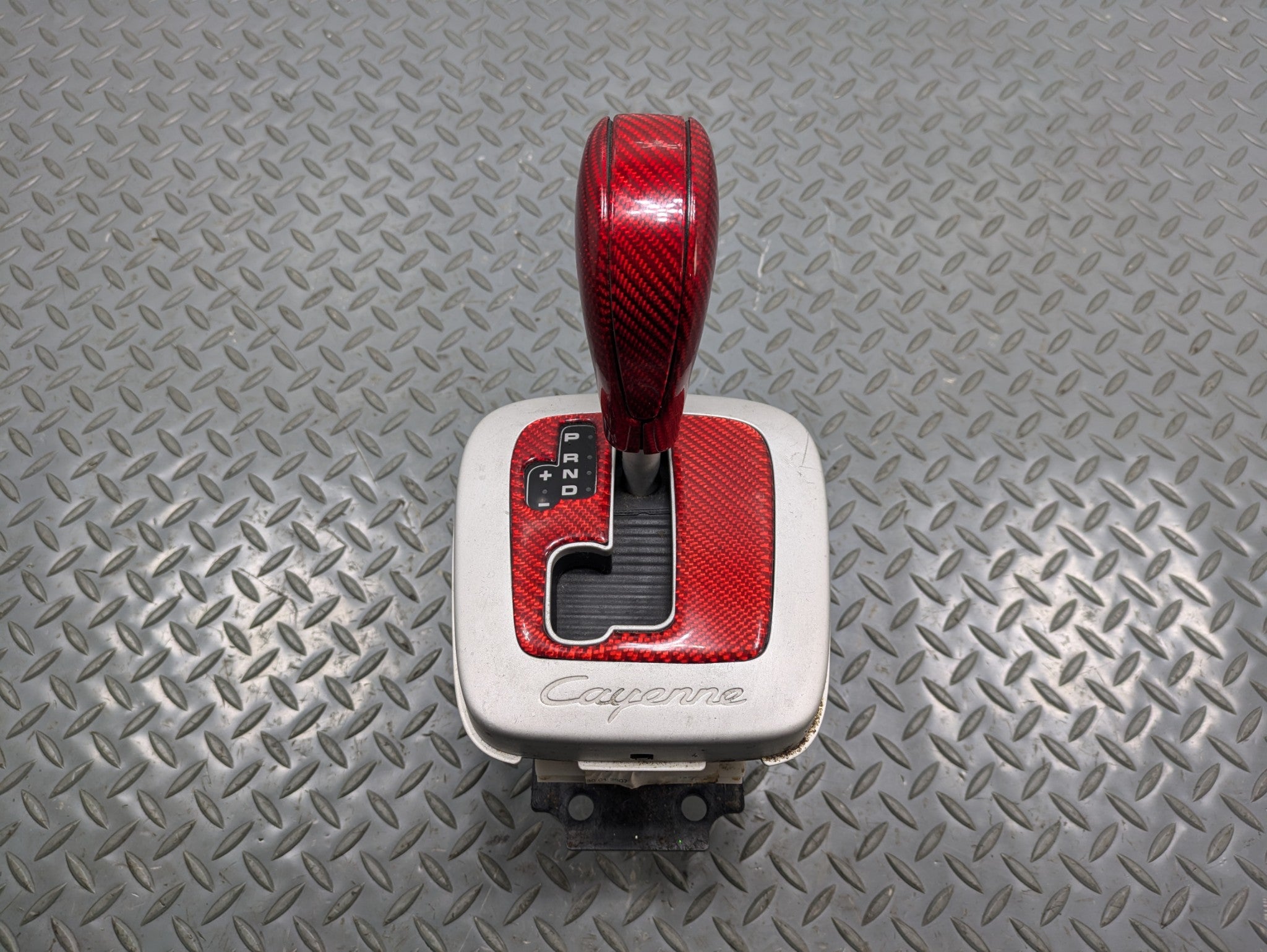 2008 - 2010 OEM PORSCHE CAYENNE AUTOMATIC GEAR SELECTOR FLOOR SHIFTER ASSEMBLY