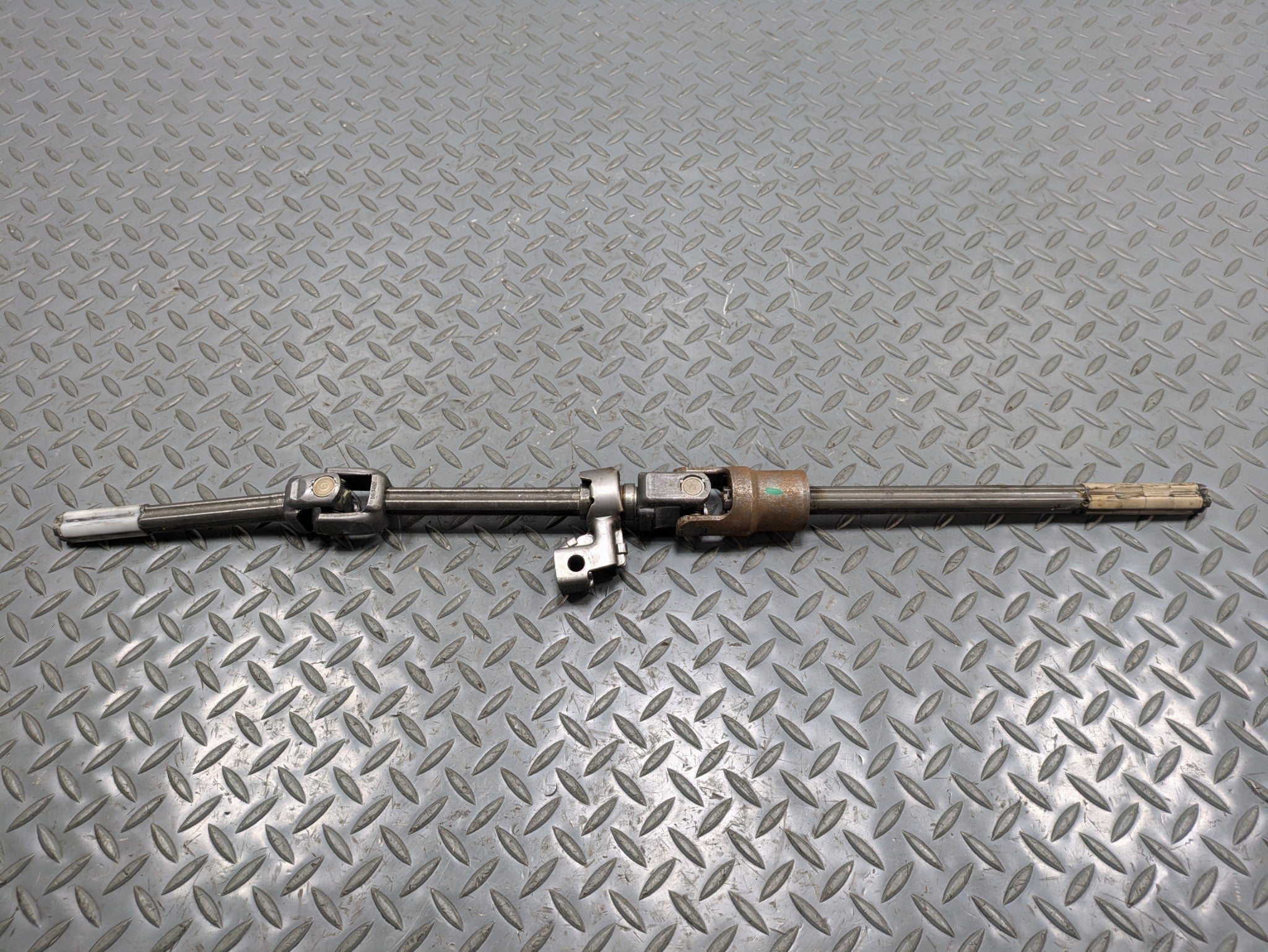 2008 - 2010 OEM PORSCHE CAYENNE STEERING COLUMN SHAFT ASSEMBLY