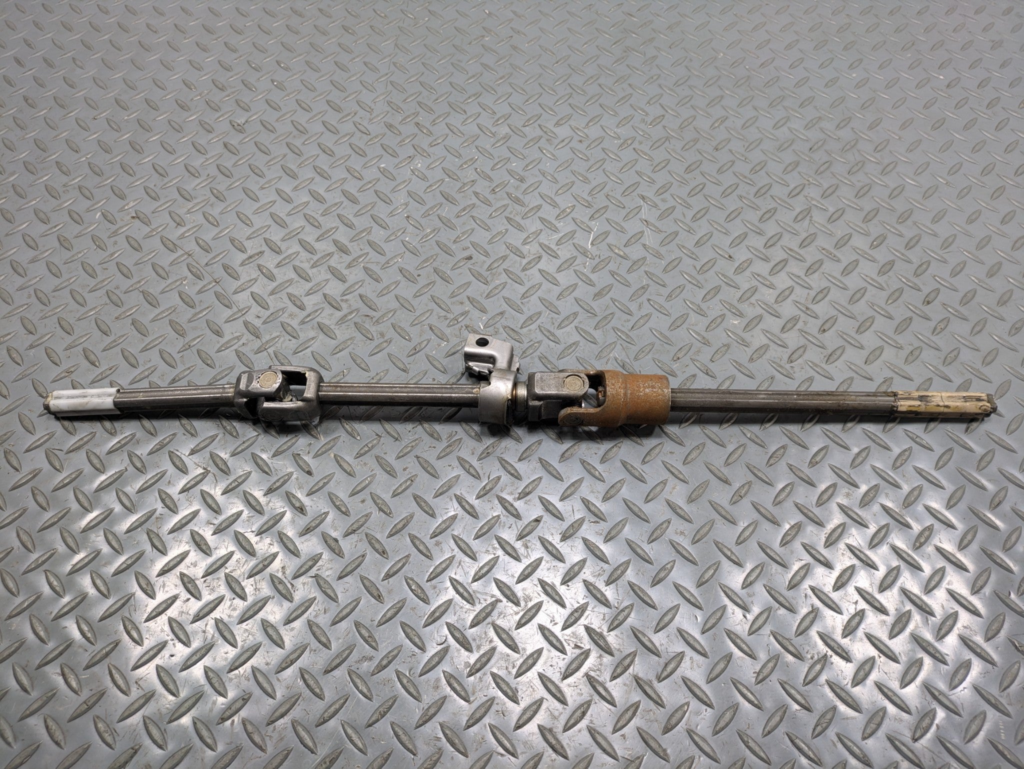 2008 - 2010 OEM PORSCHE CAYENNE STEERING COLUMN SHAFT ASSEMBLY