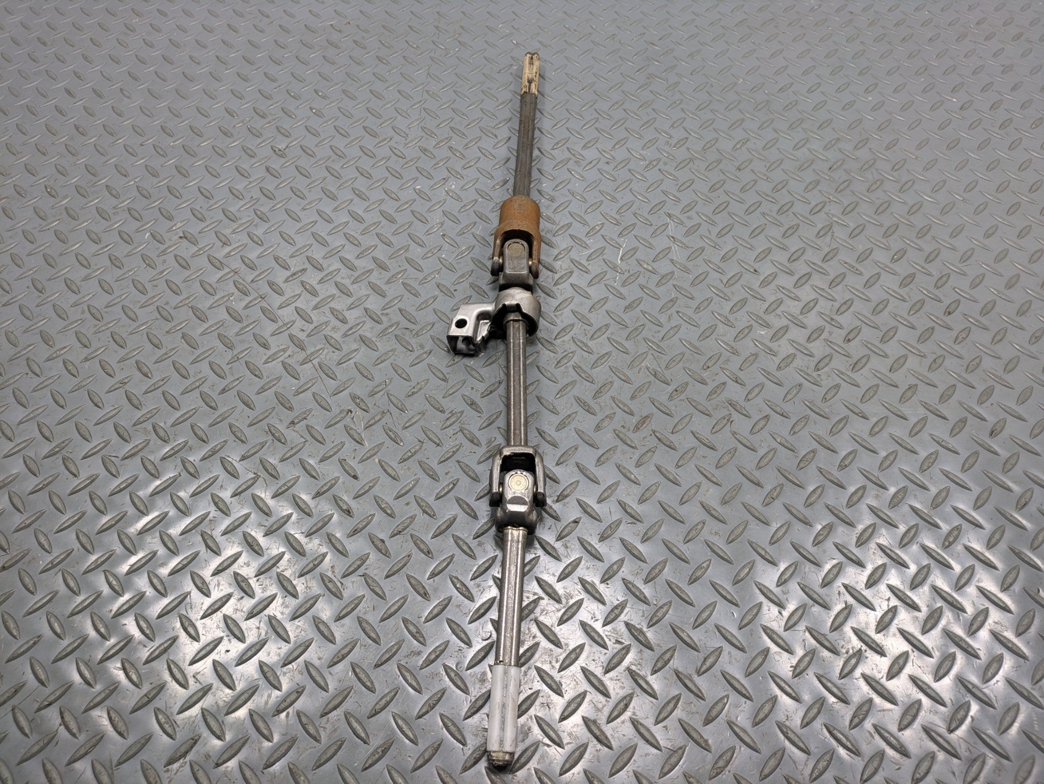 2008 - 2010 OEM PORSCHE CAYENNE STEERING COLUMN SHAFT ASSEMBLY