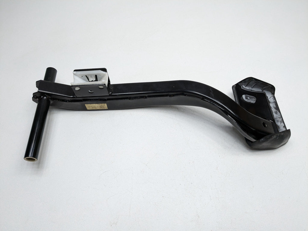 2008 - 2010 OEM PORSCHE CAYENNE FRONT FLOOR BRAKE PEDAL ASSEMBLY