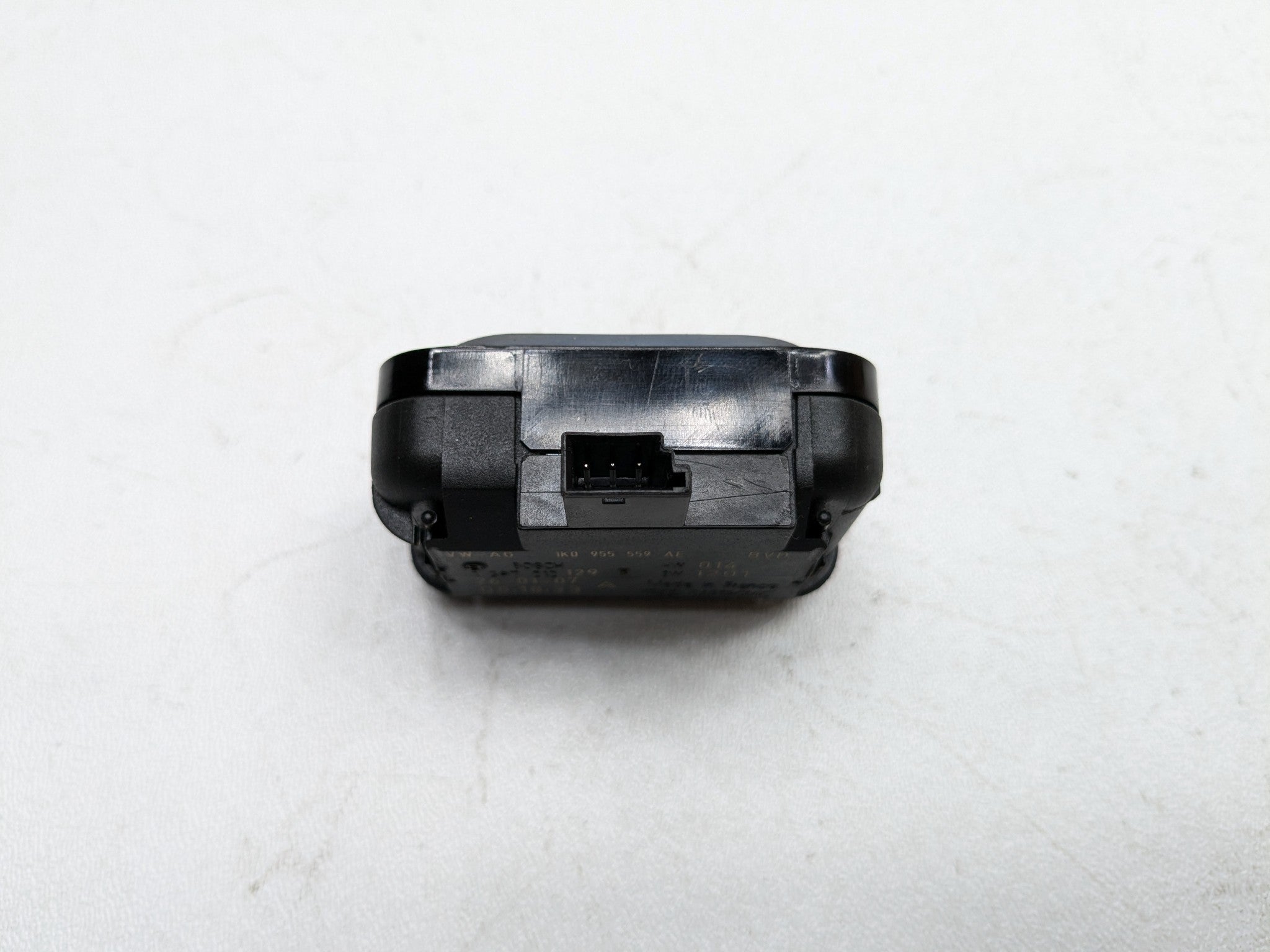 2008 - 2010 OEM PORSCHE CAYENNE WINDSCREEN RAIN SENSOR MODULE UNIT