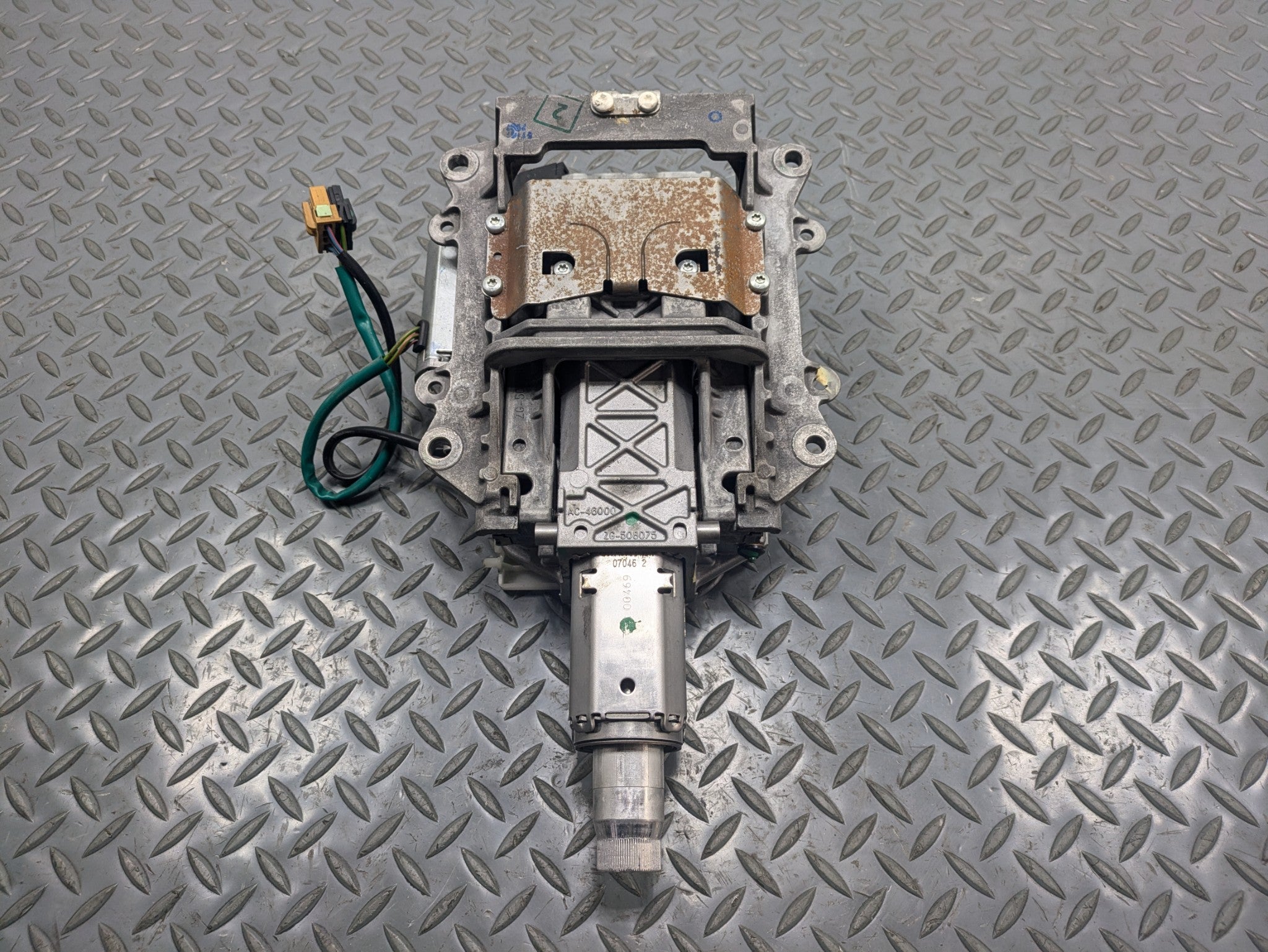 2008 - 2010 OEM PORSCHE CAYENNE MANUALLY ADJUSTABLE STEERING COLUMN ASSEMBLY