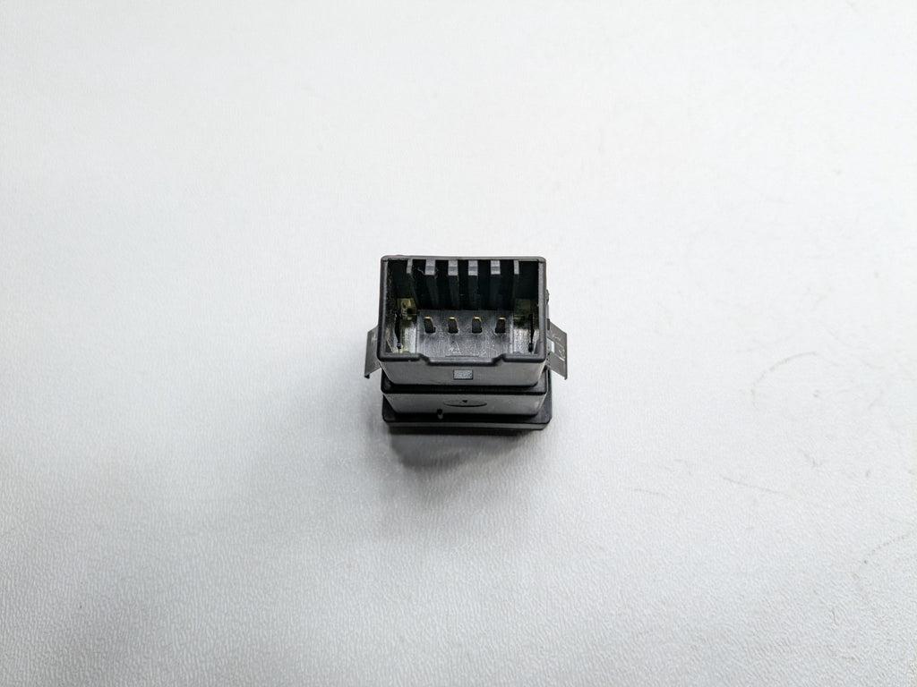 2008 - 2010 OEM PORSCHE CAYENNE INTERIOR SEAT HEATER BUTTON SWITCH