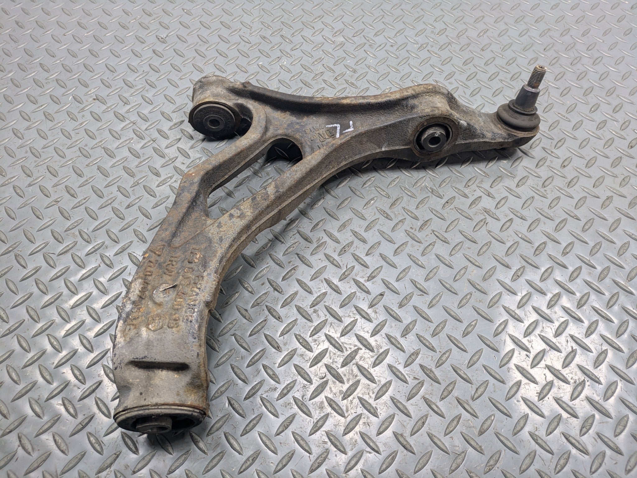 2008 - 2010 OEM PORSCHE CAYENNE FRONT LEFT DRIVER SIDE LOWER CONTROL ARM