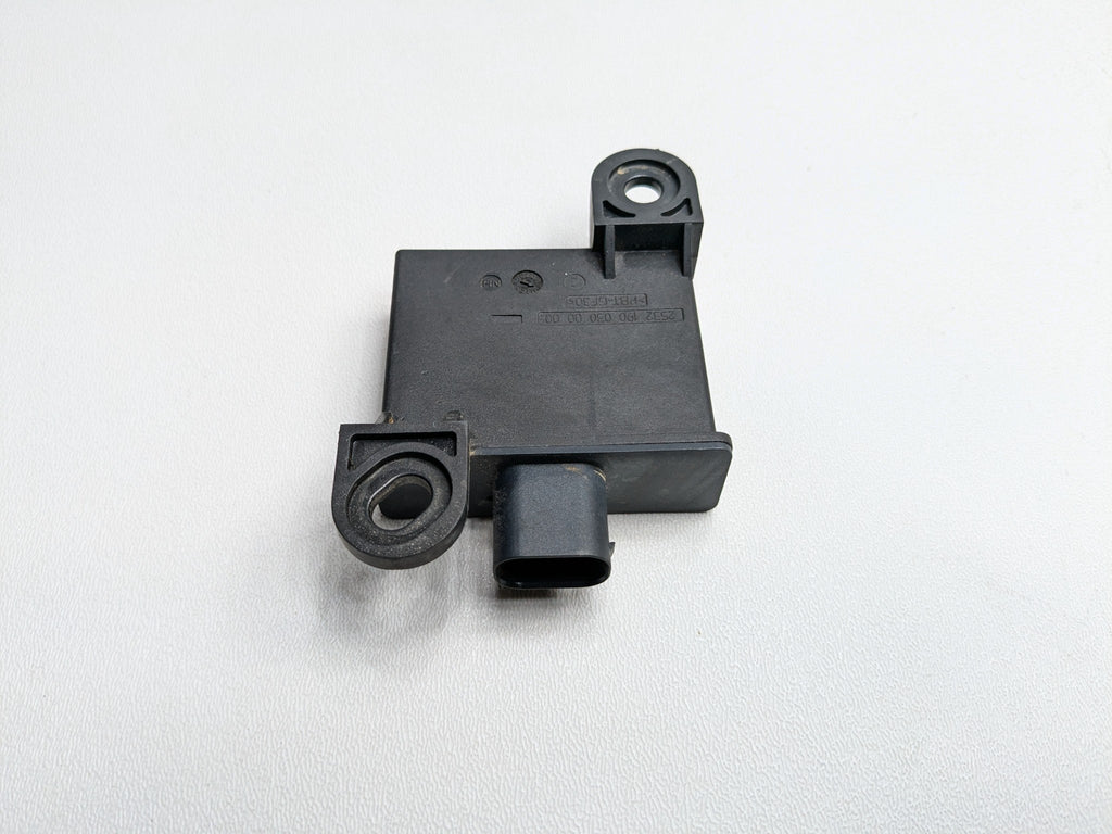 2008 - 2010 OEM PORSCHE CAYENNE TIRE PRESSURE MONITORING SENSOR MODULE UNIT