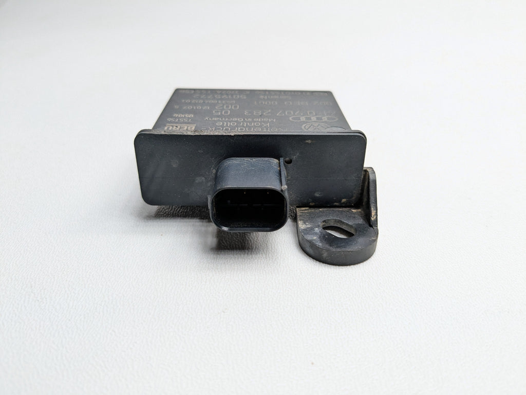 2008 - 2010 OEM PORSCHE CAYENNE TIRE PRESSURE MONITORING SENSOR MODULE UNIT