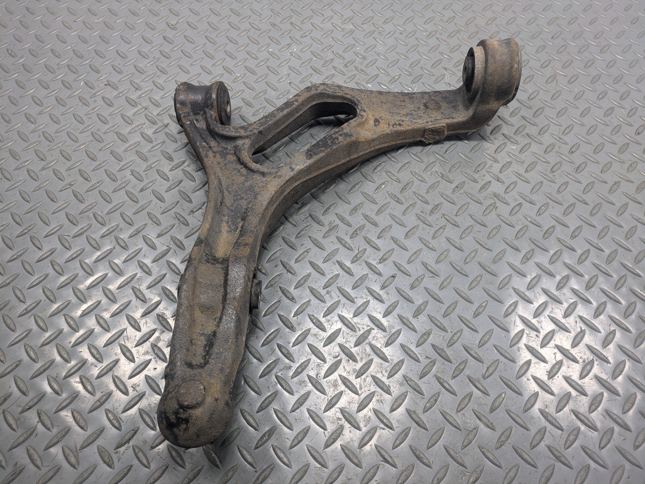 2008 - 2010 OEM PORSCHE CAYENNE FRONT LEFT DRIVER SIDE LOWER CONTROL ARM