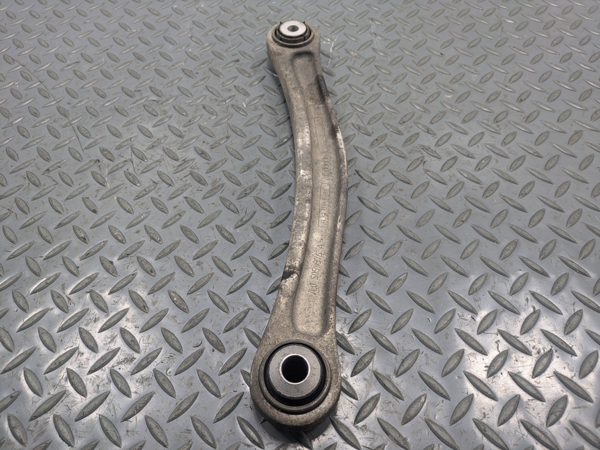 2008 - 2010 OEM PORSCHE CAYENNE REAR RIGHT SIDE UPPER BACKWARD CONTROL ARM