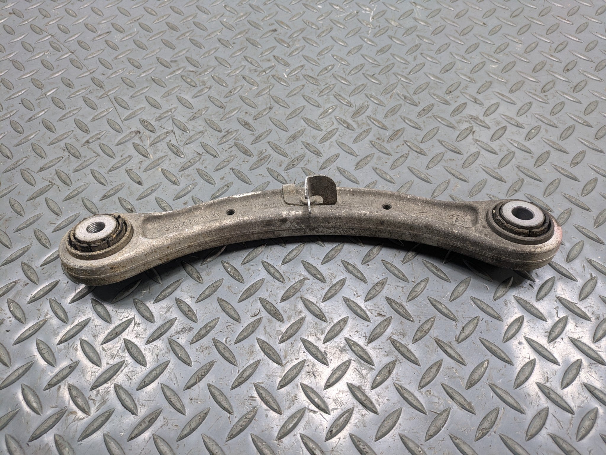 2008 - 2010 OEM PORSCHE CAYENNE REAR RIGHT SIDE UPPER FORWARD CONTROL ARM