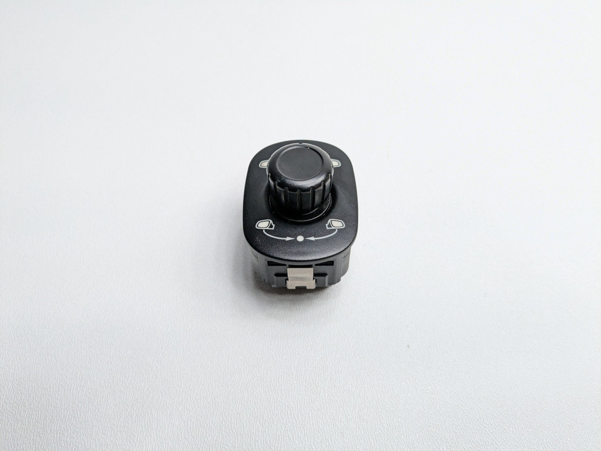 2008 - 2010 OEM PORSCHE CAYENNE DOOR MIRROR ADJUSTMENT CONTROL SWITCH