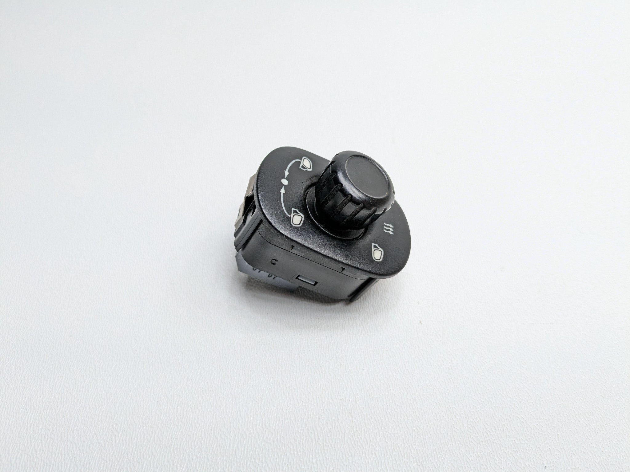 2008 - 2010 OEM PORSCHE CAYENNE DOOR MIRROR ADJUSTMENT CONTROL SWITCH