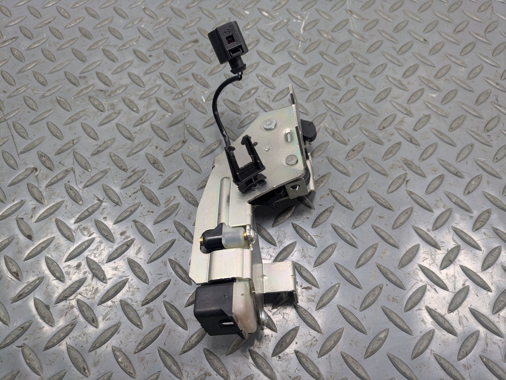 2008 - 2010 OEM PORSCHE CAYENNE REAR TRUNK WINDOW LID HATCH TAILGATE LOCK LATCH