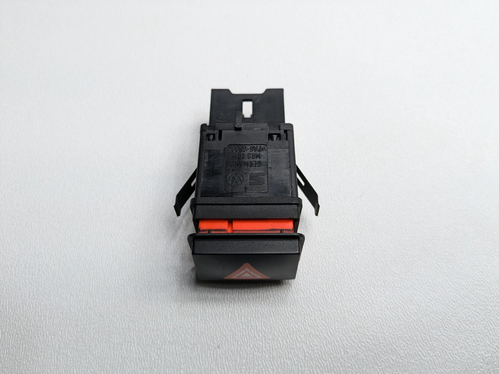 08 - 10 OEM PORSCHE CAYENNE EMERGENCY HAZARD WARNING LIGHT CONTROL PUSH BUTTON