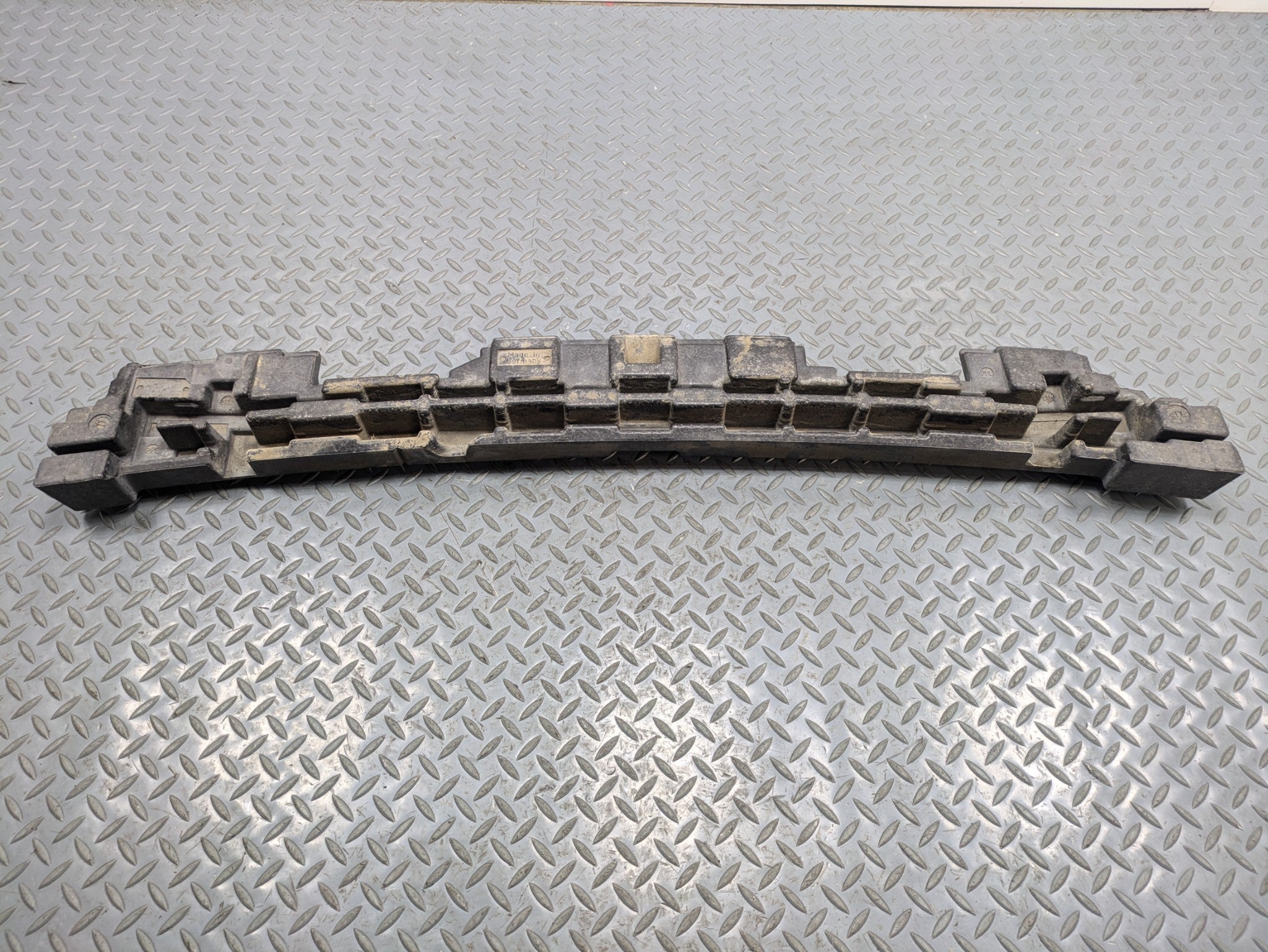 08 - 10 OEM PORSCHE CAYENNE REAR BUMPER COVER REINFORCEMENT IMPACT ABSORBER FOAM