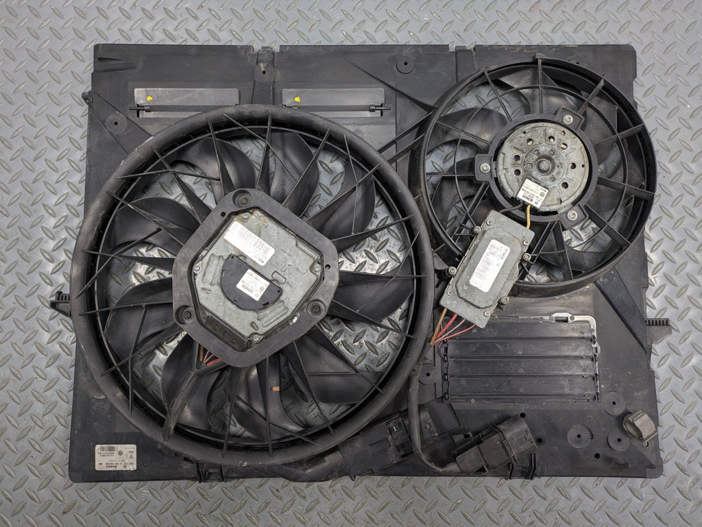2008 - 2010 OEM PORSCHE CAYENNE ELECTRIC COOLING MOTOR FAN ASSEMBLY