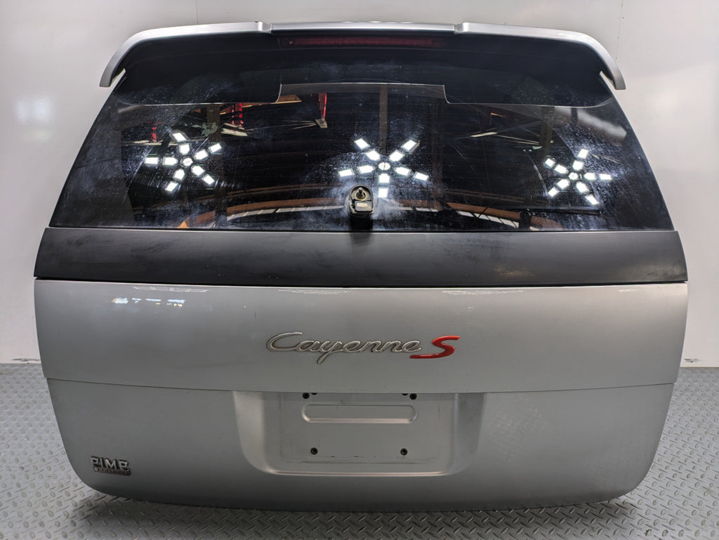 2008 - 2010 OEM PORSCHE CAYENNE REAR TRUNK TAILGATE LIFTGATE WITH GLASS