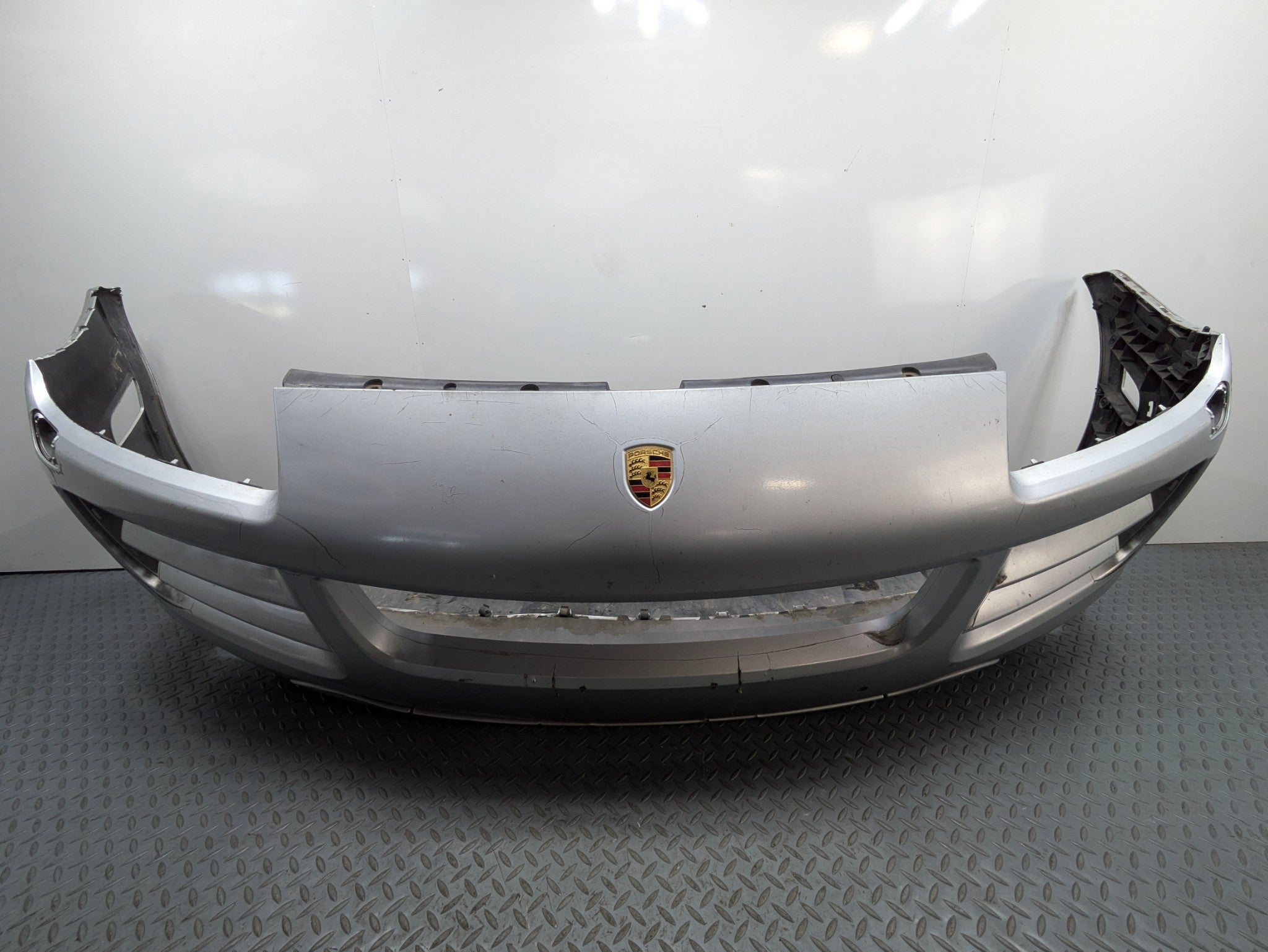 2008 - 2010 OEM PORSCHE CAYENNE FRONT BUMPER COVER ASSEMBLY