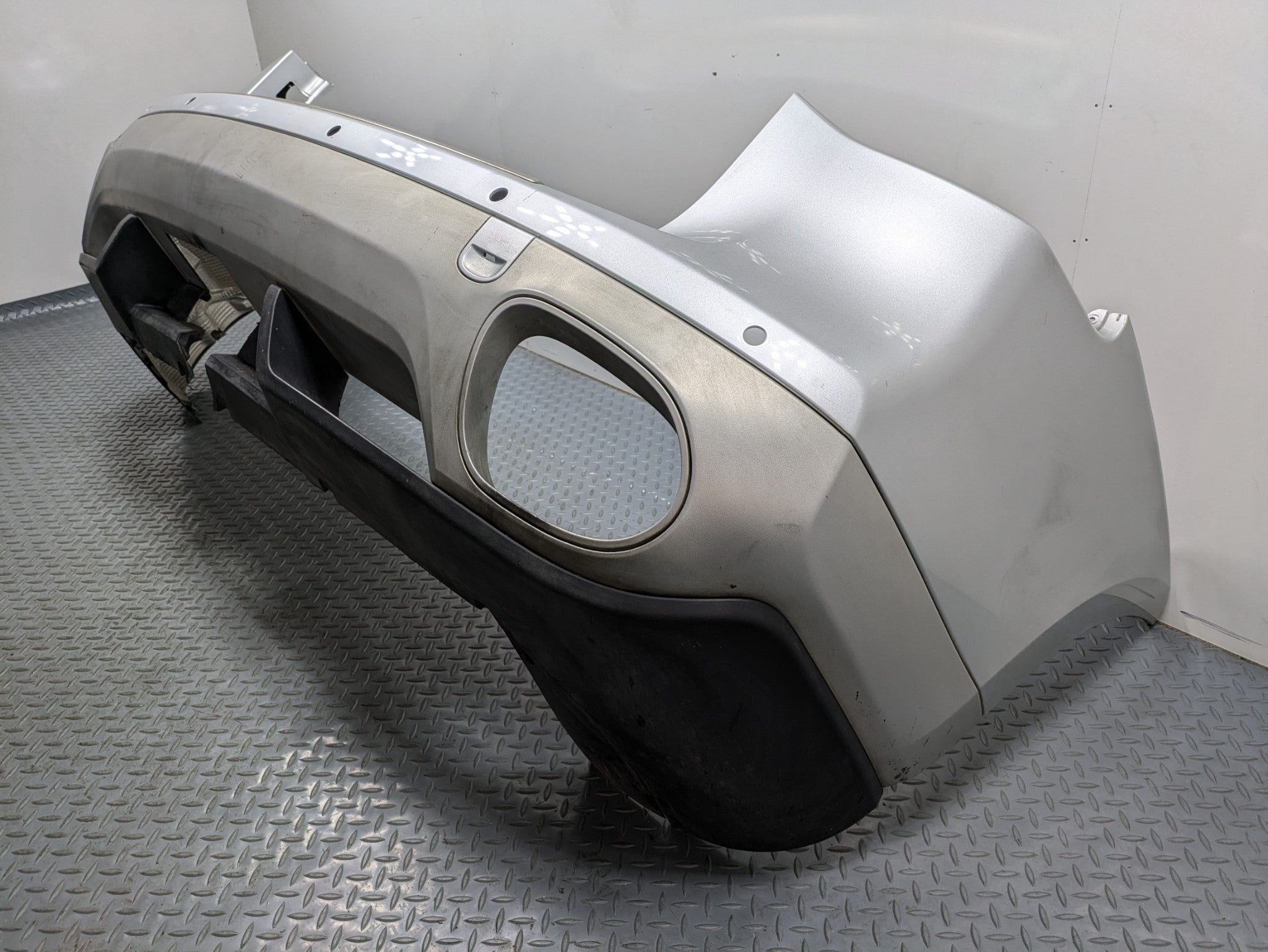 2008 - 2010 OEM PORSCHE CAYENNE REAR BUMPER COVER PANEL ASSEMBLY