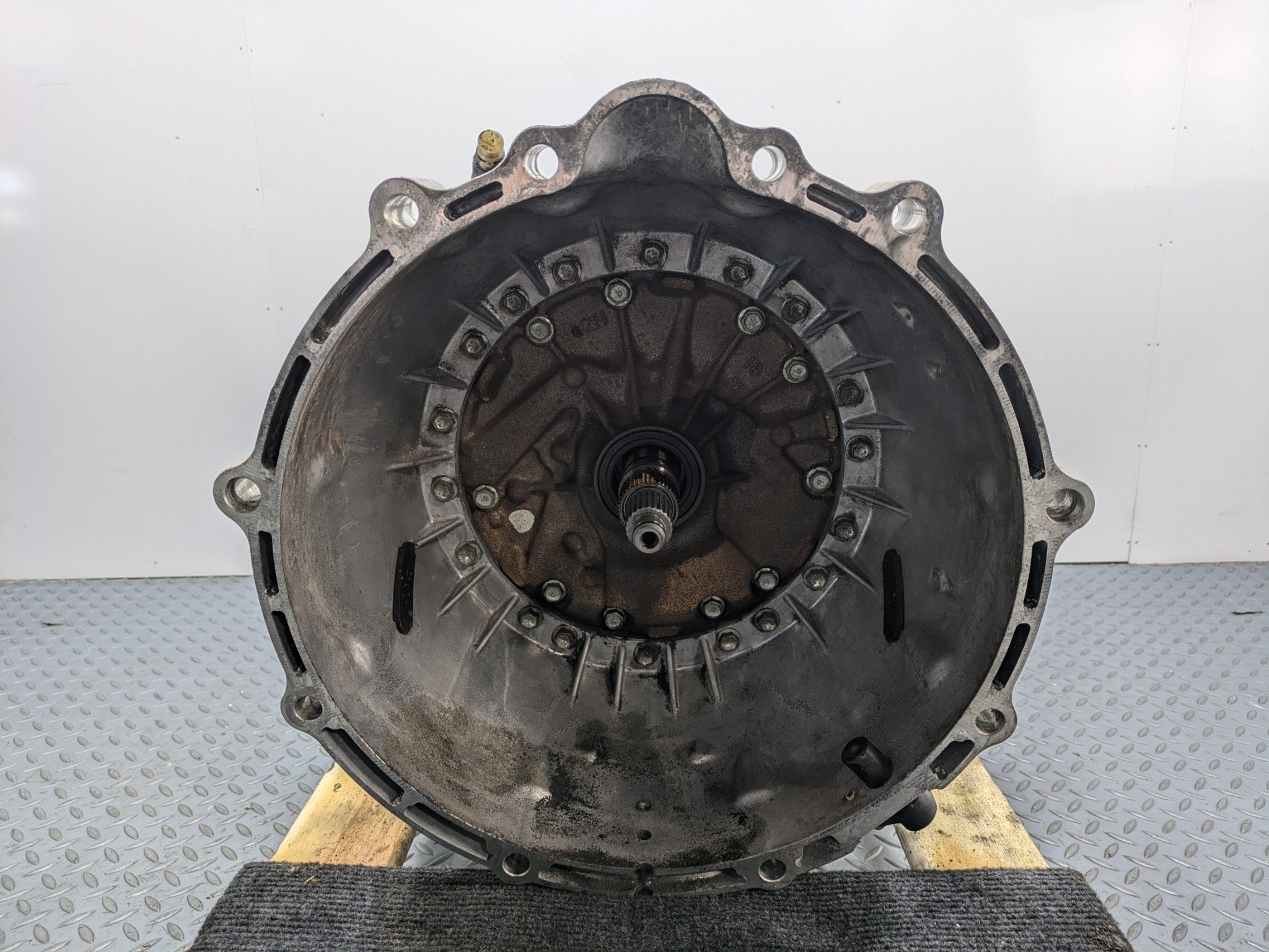 2008 - 2010 OEM PORSCHE CAYENNE 4.8L AUTOMATIC TRANSMISSION ASSEMBLY