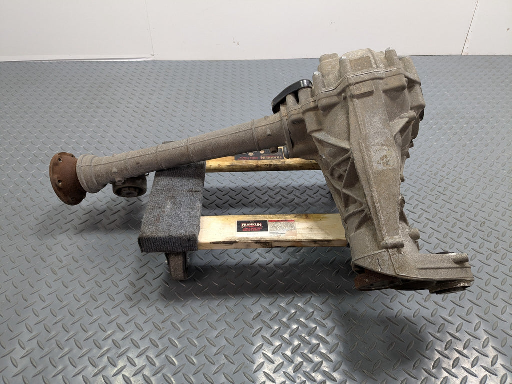 08 - 10 OEM PORSCHE CAYENNE FRONT AXLE DIFFERENTIAL CARRIER 4.8L WITHOUT TURBO