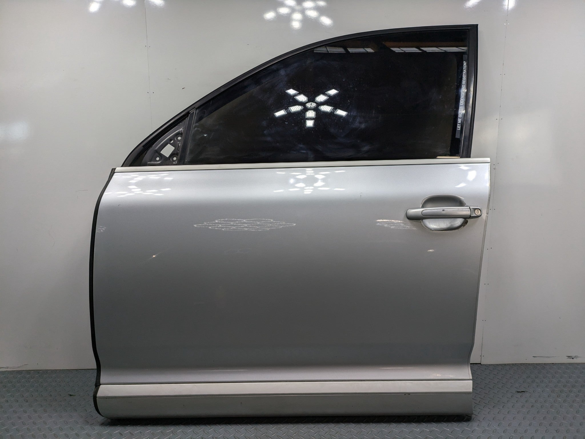 2008 - 2010 OEM PORSCHE CAYENNE FRONT LEFT DRIVER SIDE DOOR SHELL PANEL ASSEMBLY