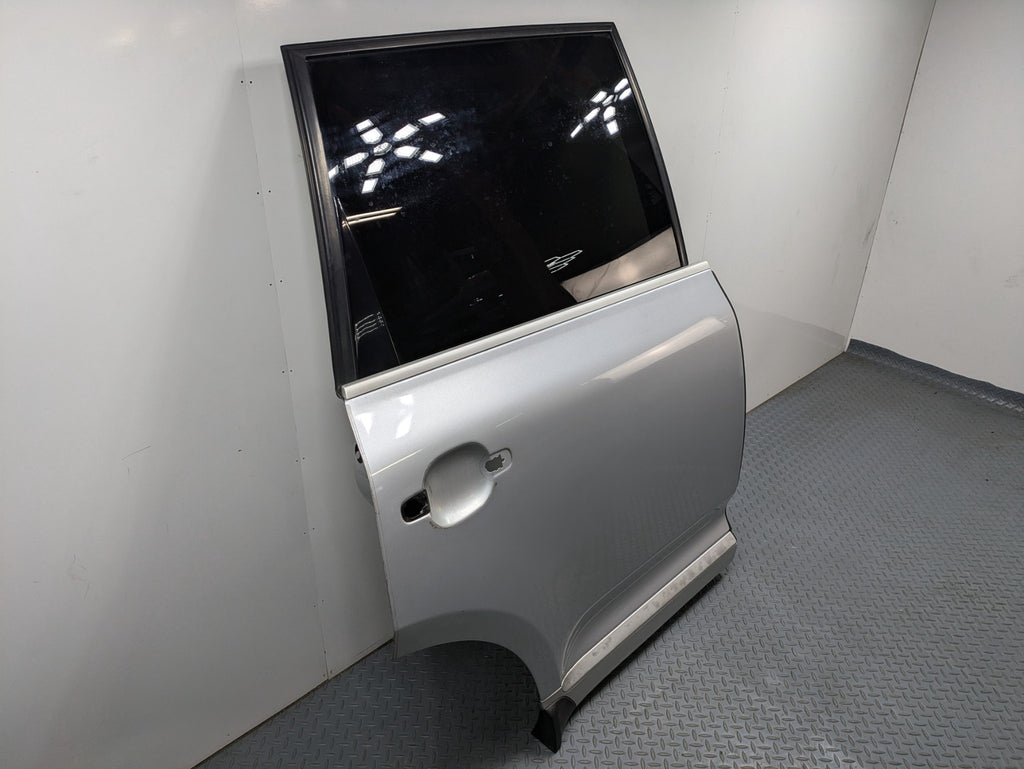 08 - 10 OEM PORSCHE CAYENNE REAR RIGHT PASSENGER SIDE DOOR SHELL PANEL ASSEMBLY