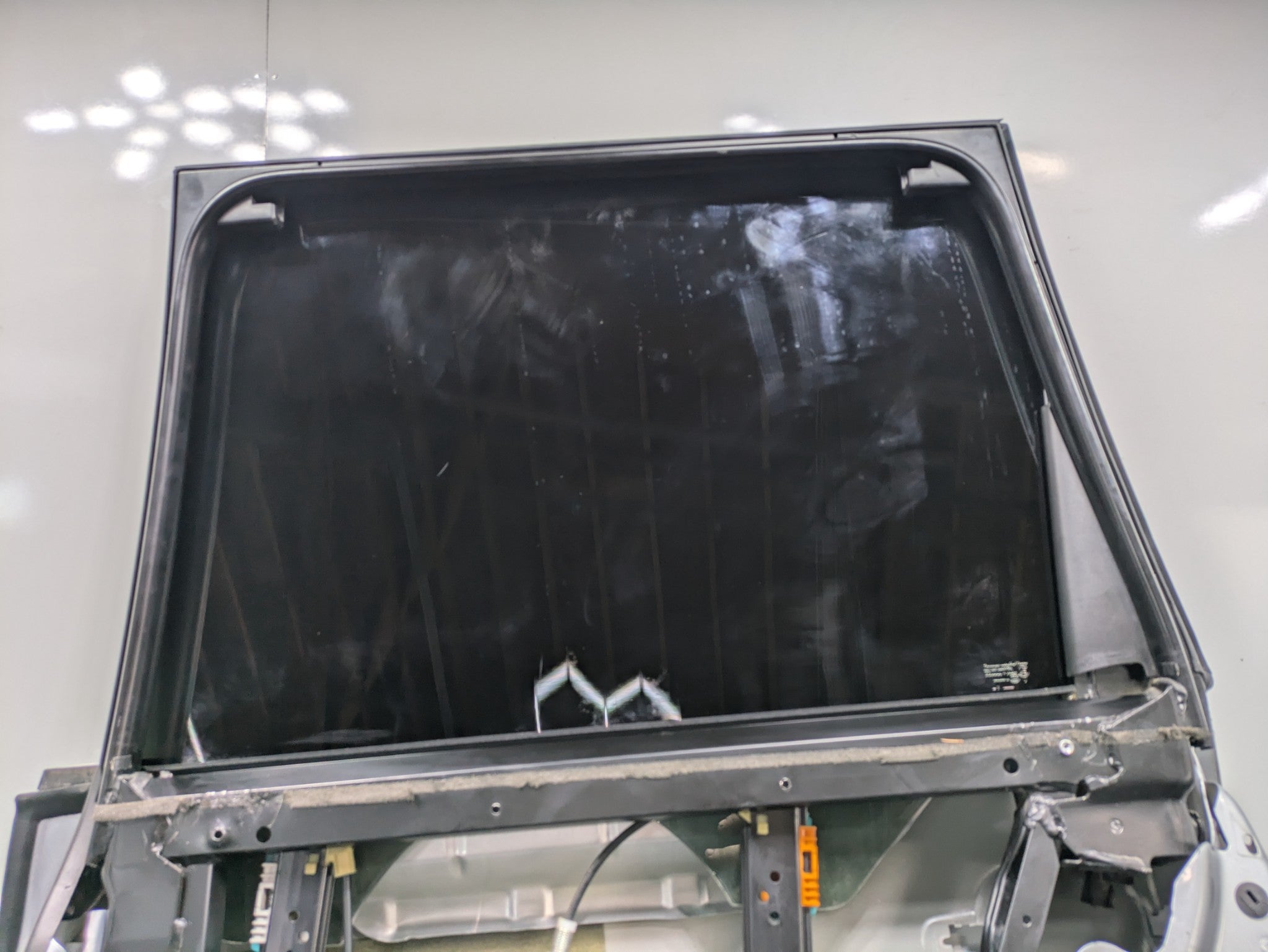 08 - 10 OEM PORSCHE CAYENNE REAR RIGHT PASSENGER SIDE DOOR SHELL PANEL ASSEMBLY