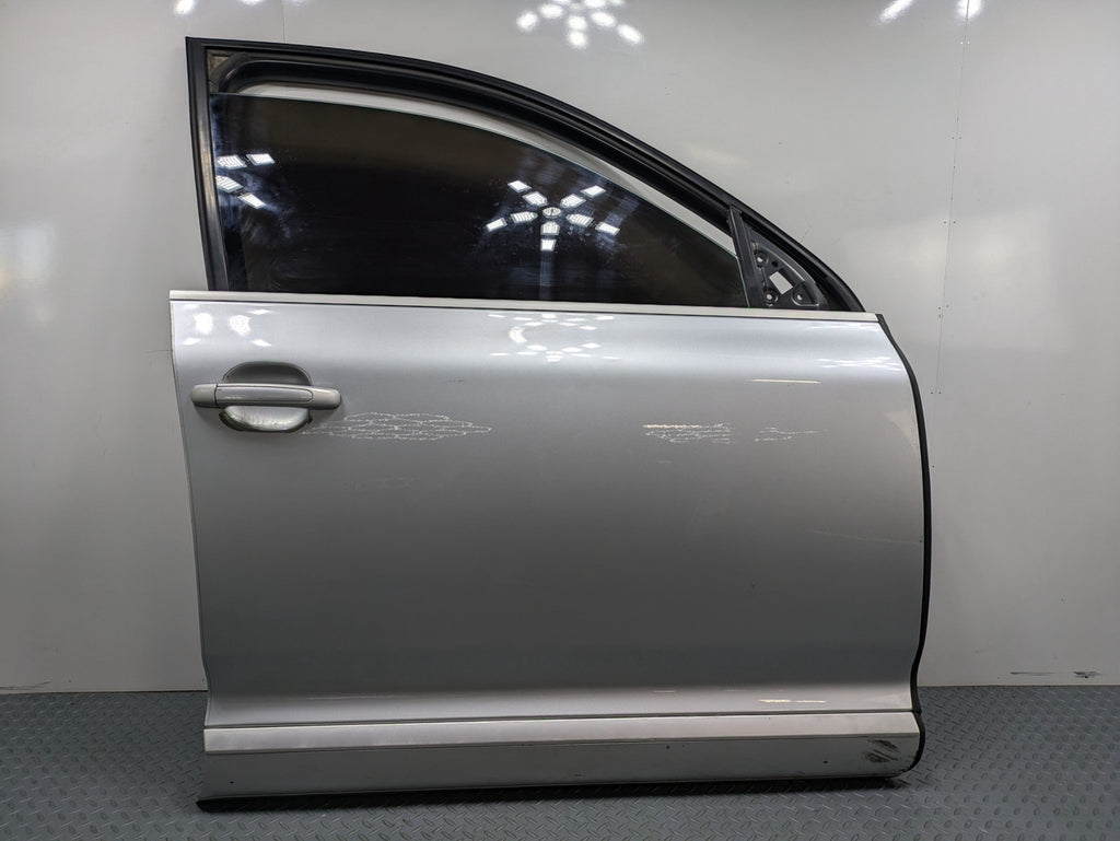 08 - 10 OEM PORSCHE CAYENNE FRONT RIGHT PASSENGER SIDE DOOR SHELL PANEL ASSEMBLY