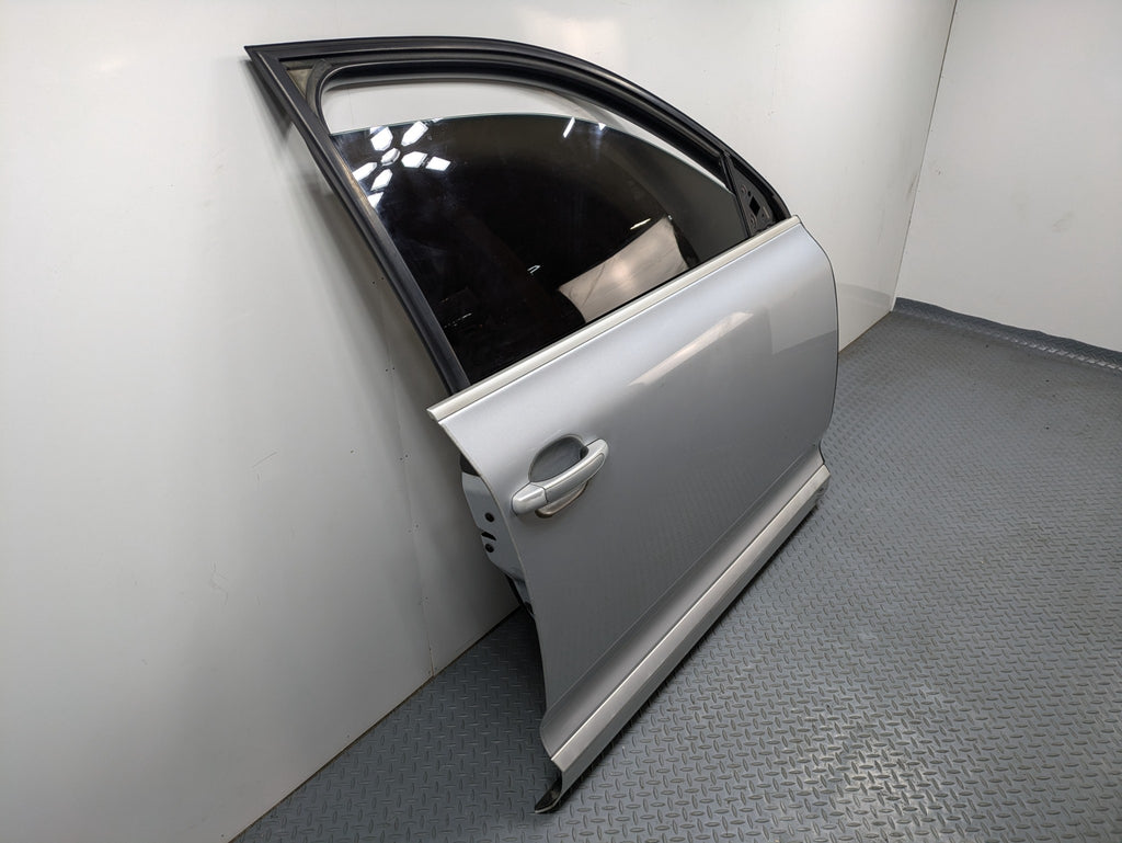 08 - 10 OEM PORSCHE CAYENNE FRONT RIGHT PASSENGER SIDE DOOR SHELL PANEL ASSEMBLY