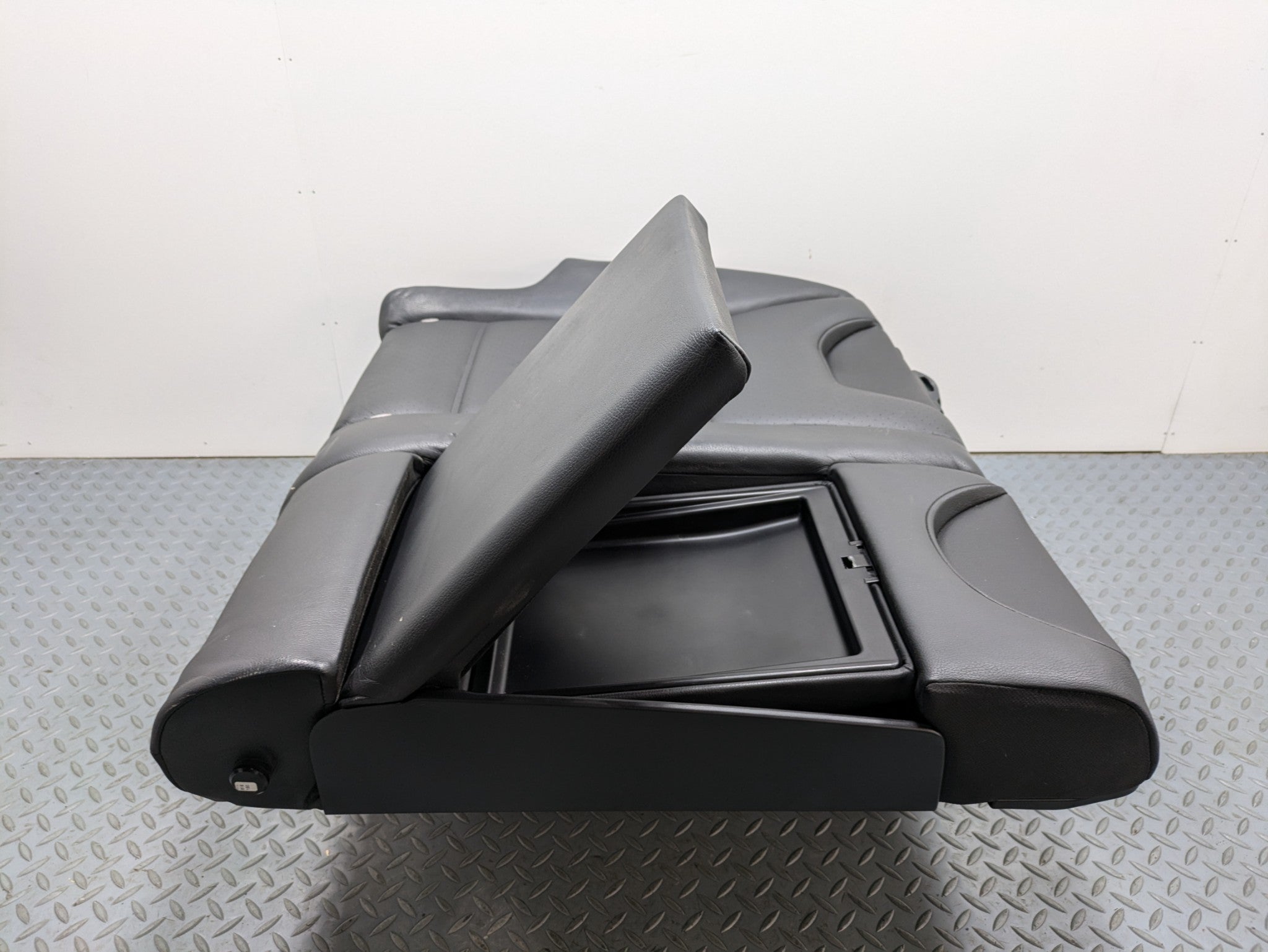 2008 - 2010 OEM PORSCHE CAYENNE REAR RIGHT PASSENGER SIDE UPPER SEAT CUSHION