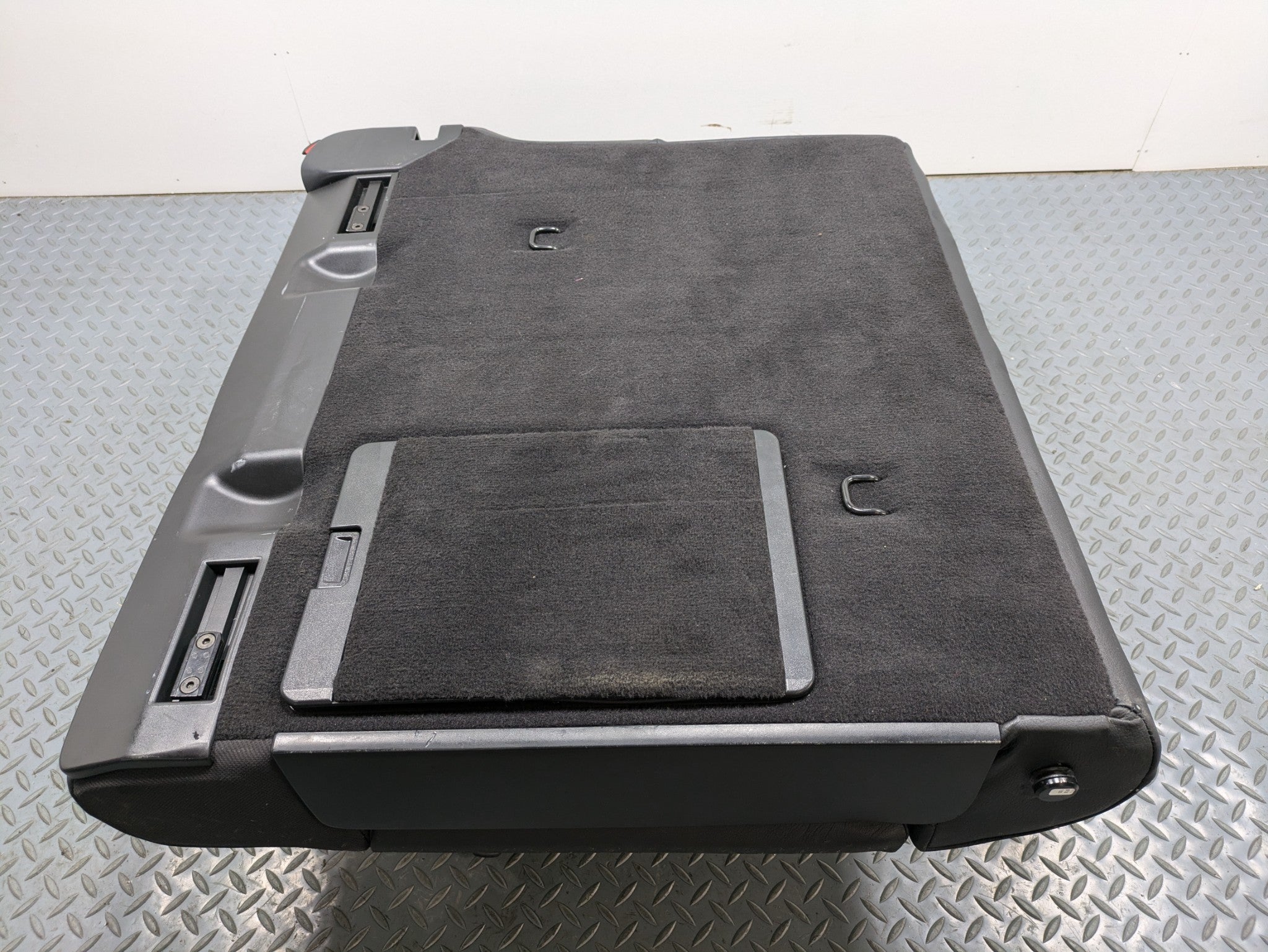 2008 - 2010 OEM PORSCHE CAYENNE REAR RIGHT PASSENGER SIDE UPPER SEAT CUSHION