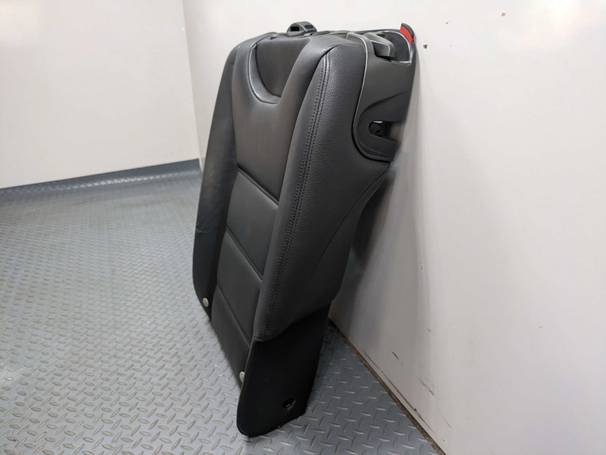 2008 - 2010 OEM PORSCHE CAYENNE REAR LEFT DRIVER SIDE UPPER SEAT CUSHION BLACK