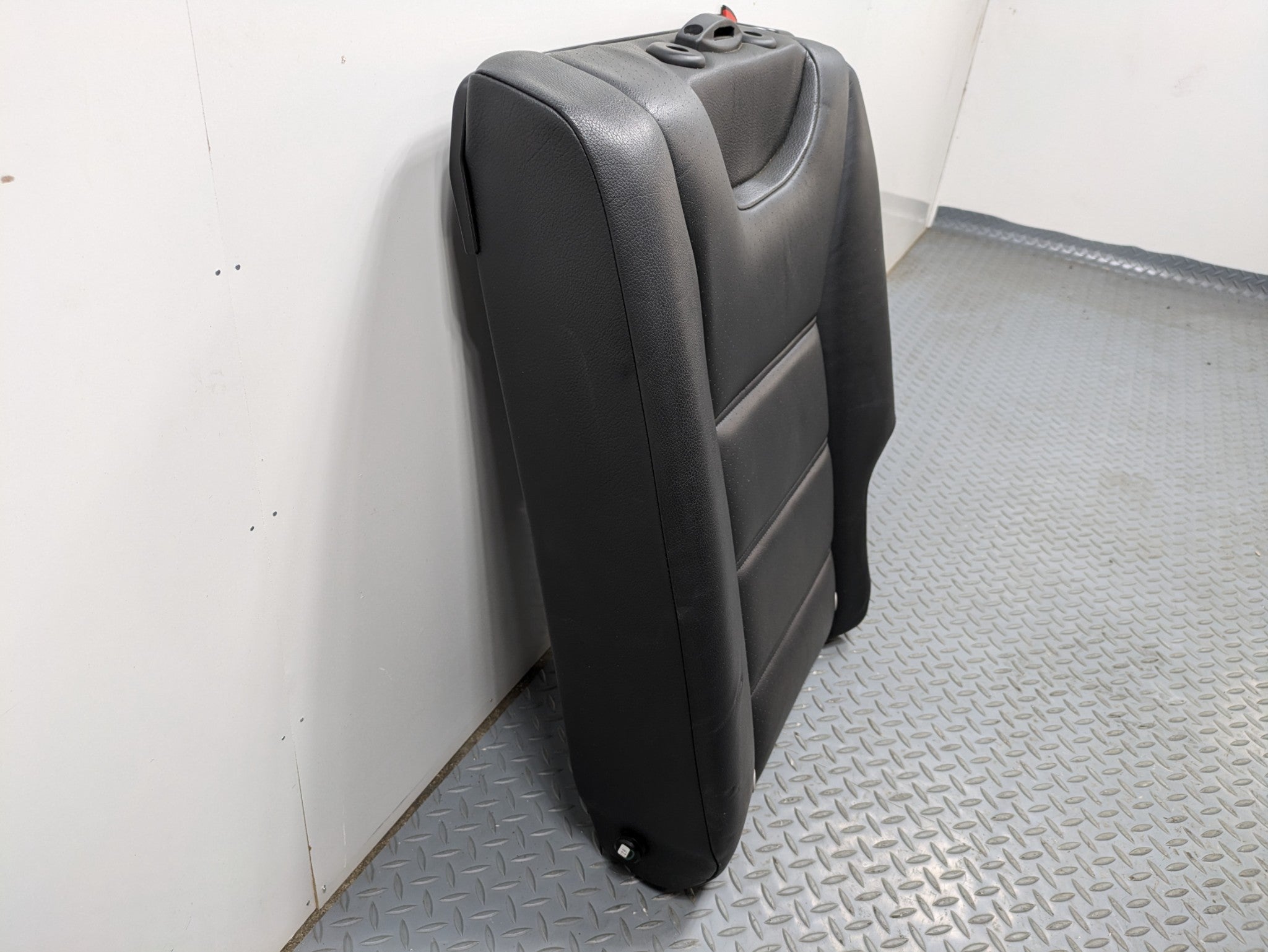 2008 - 2010 OEM PORSCHE CAYENNE REAR LEFT DRIVER SIDE UPPER SEAT CUSHION BLACK