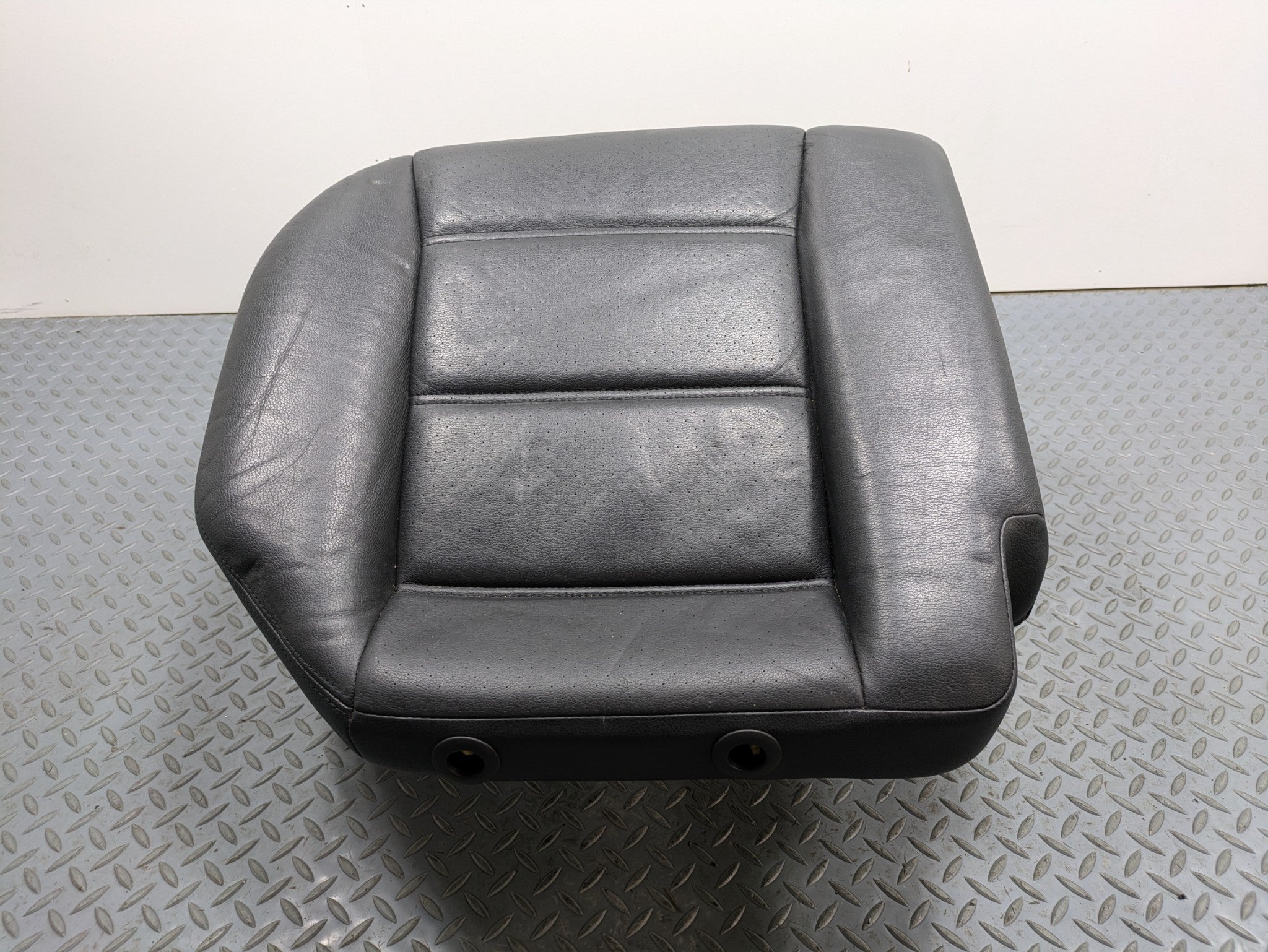 2008 - 2010 OEM PORSCHE CAYENNE REAR LEFT DRIVER SIDE LOWER BACK SEAT