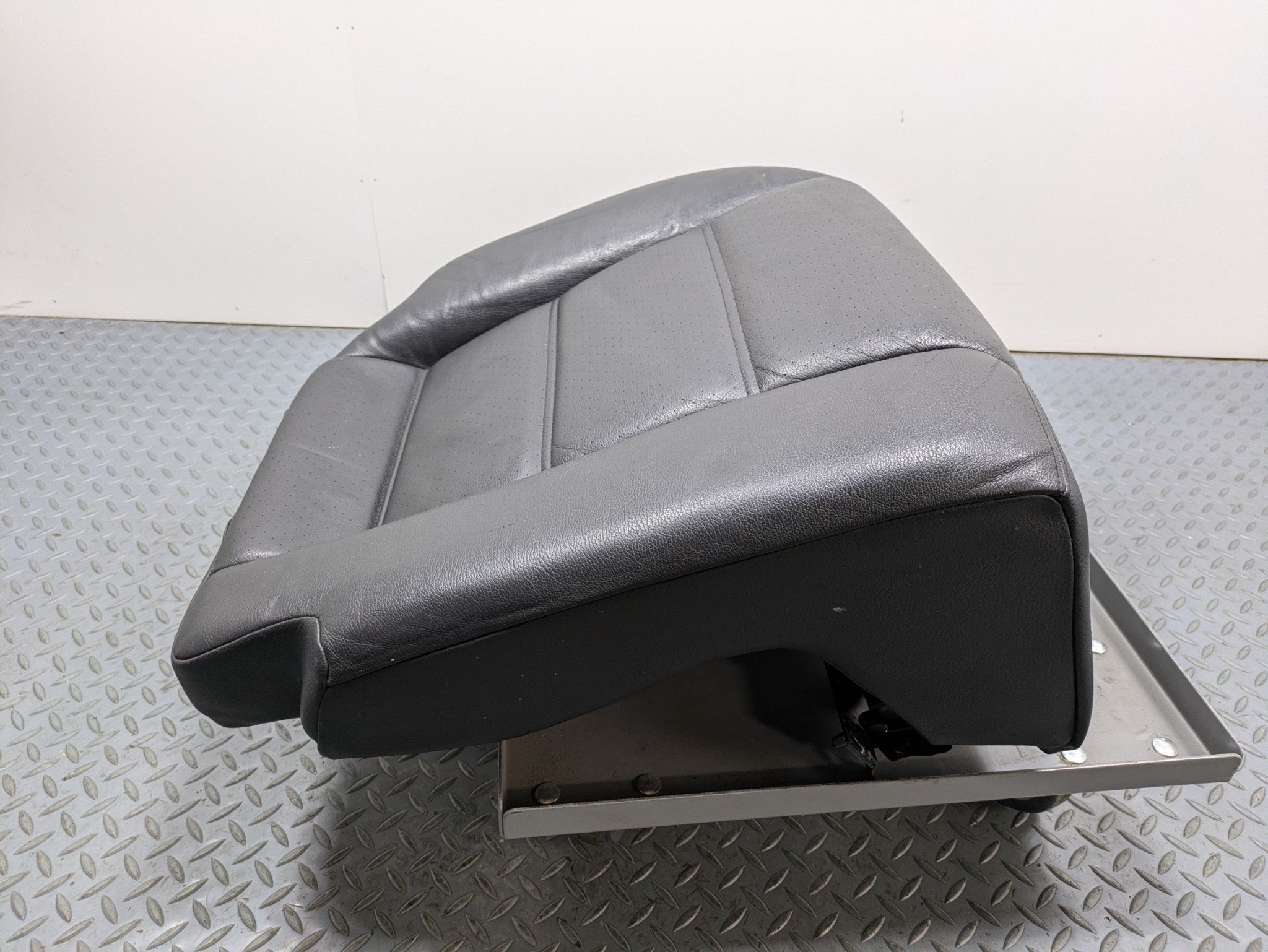 2008 - 2010 OEM PORSCHE CAYENNE REAR LEFT DRIVER SIDE LOWER BACK SEAT