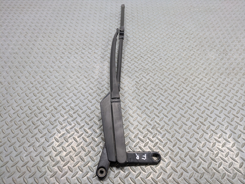 2008 - 2010 OEM PORSCHE CAYENNE FRONT RIGHT SIDE WINDSHIELD WIPER ARM WITH BLADE