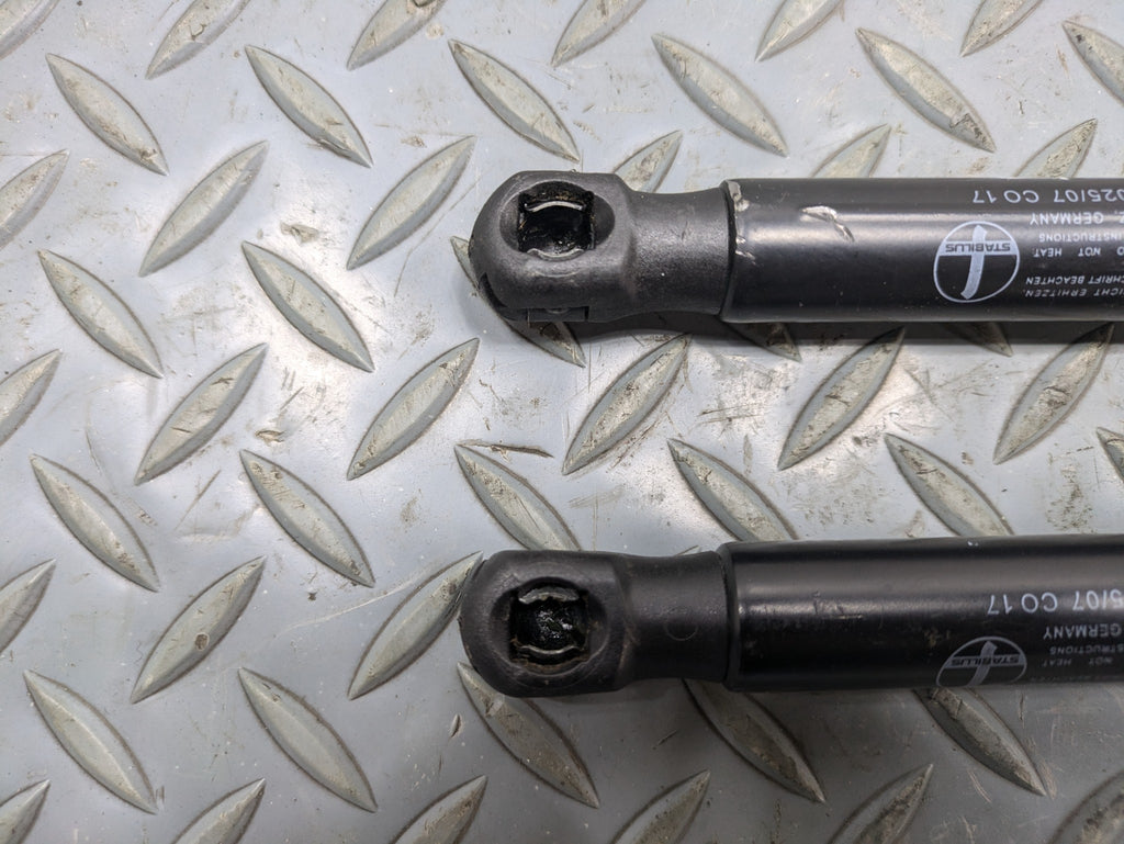 2008 - 2010 OEM PORSCHE CAYENNE LEFT AND RIGHT HATCH SUPPORT STRUTS