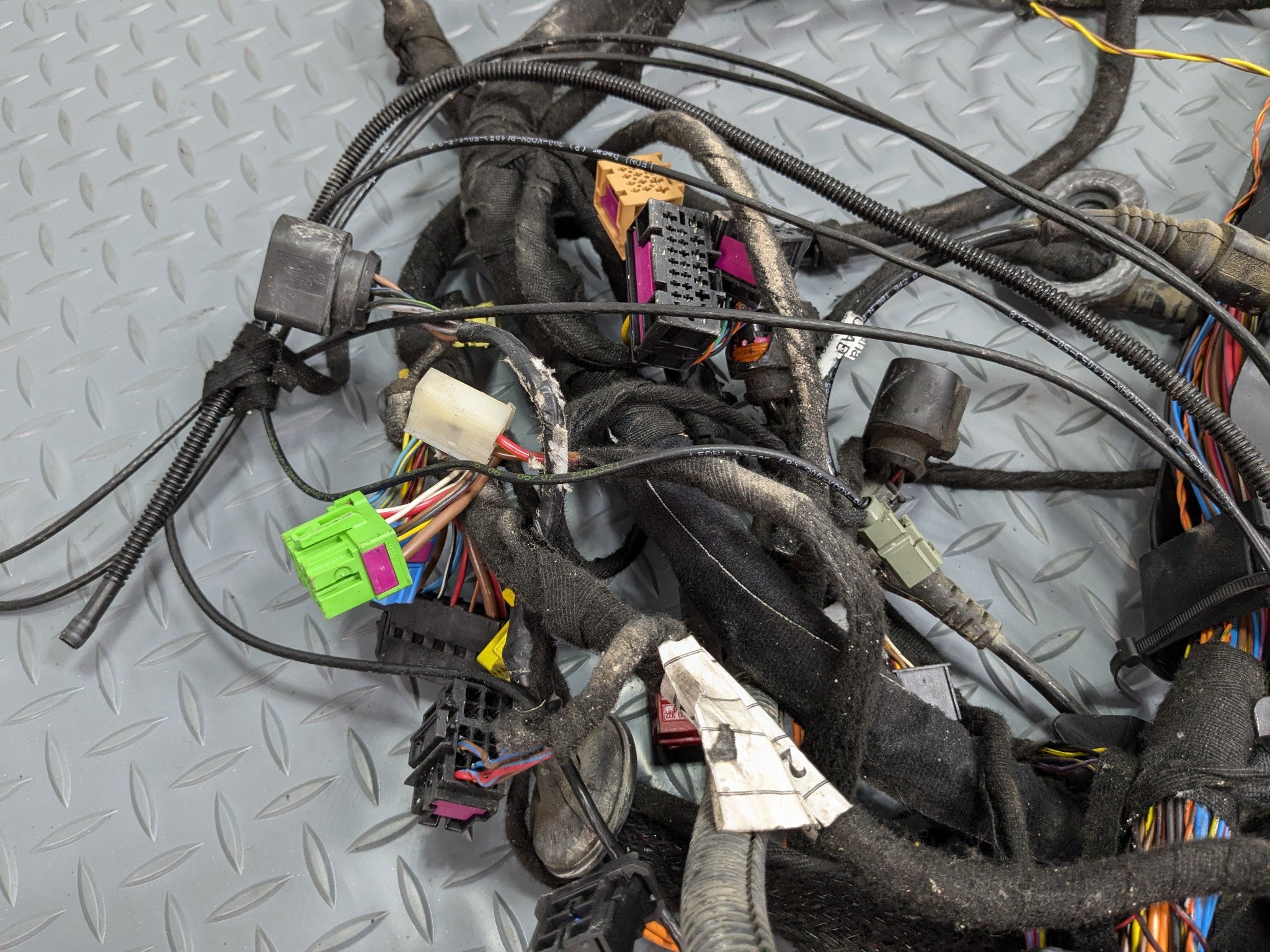 2008 - 2010 OEM PORSCHE CAYENNE INTERIOR BODY WIRE HARNESS CABLE AND CONNECTOR