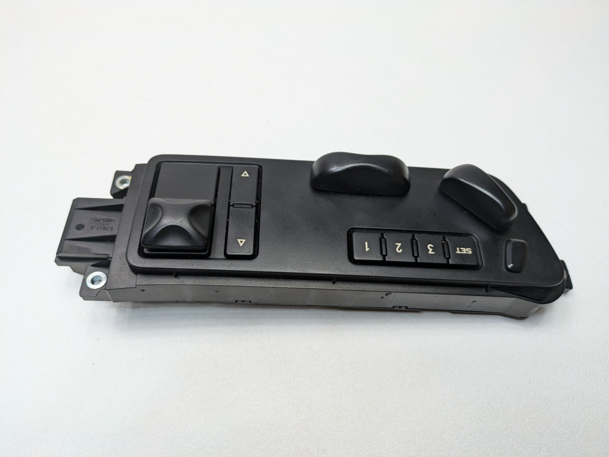 2008 - 2010 OEM PORSCHE CAYENNE FRONT RIGHT PASSENGER SIDE SEAT REGULATOR SWITCH