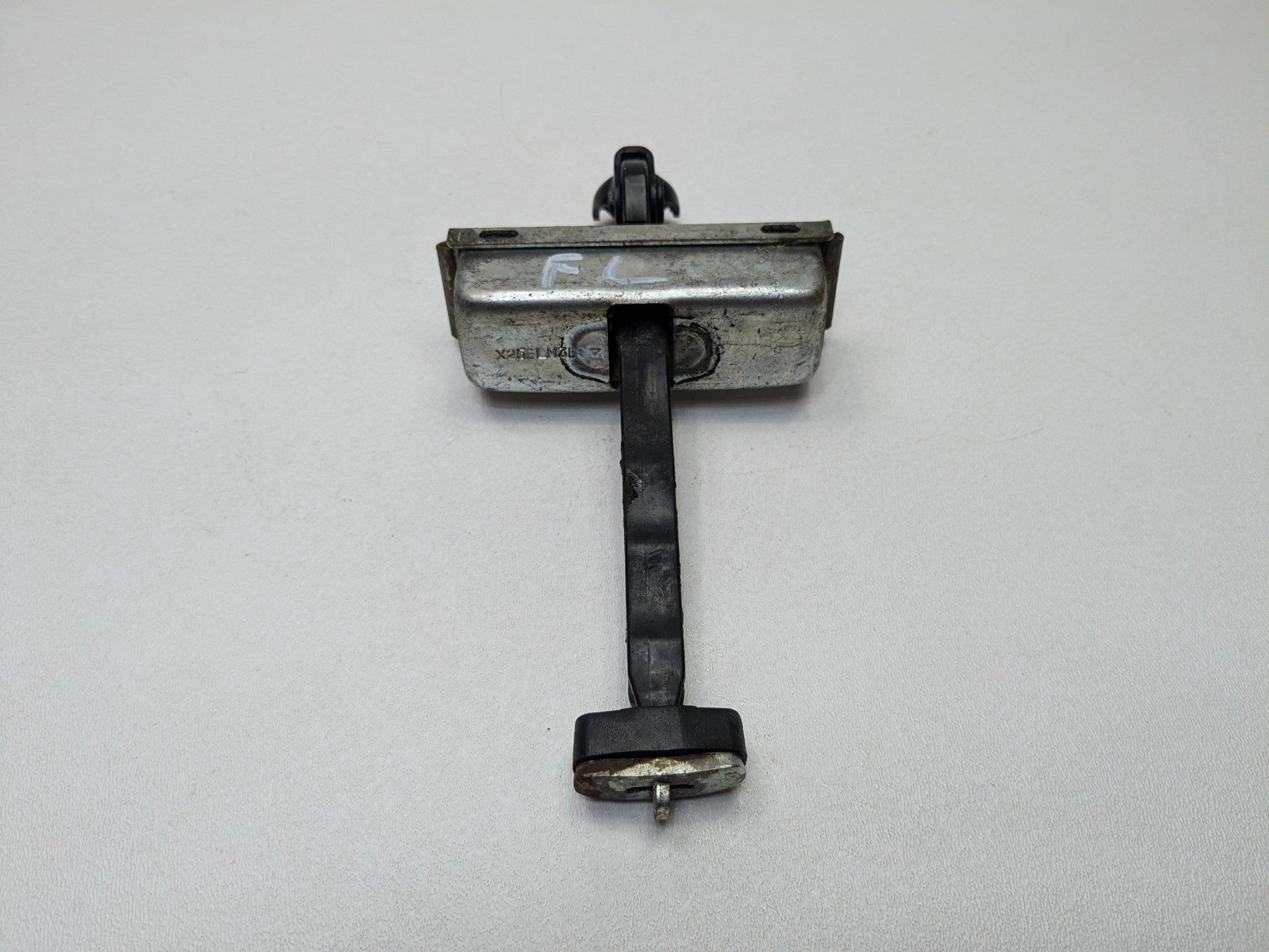 2013 - 2017 OEM LAND ROVER RANGE ROVER FRONT LEFT DRIVER SIDE DOOR STOPPER