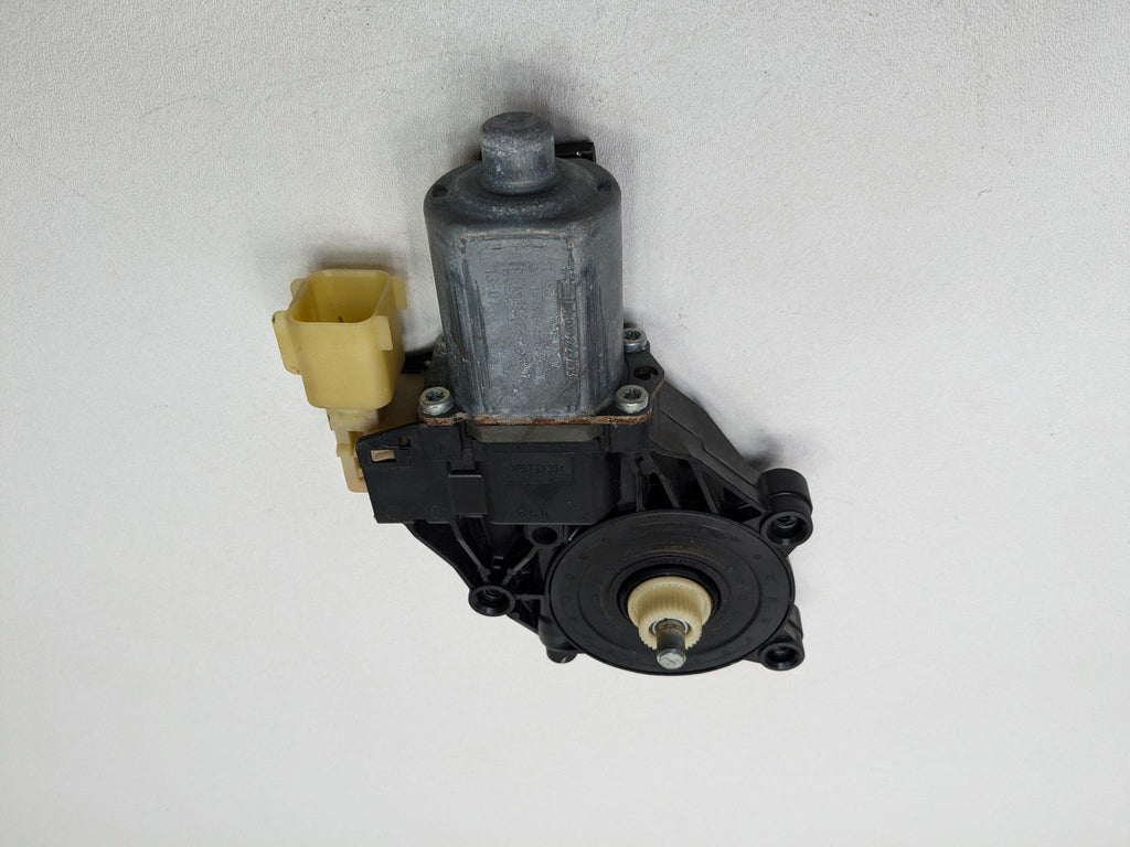 2013 - 2017 OEM LAND ROVER RANGE ROVER REAR RIGHT SIDE POWER WINDOW MOTOR