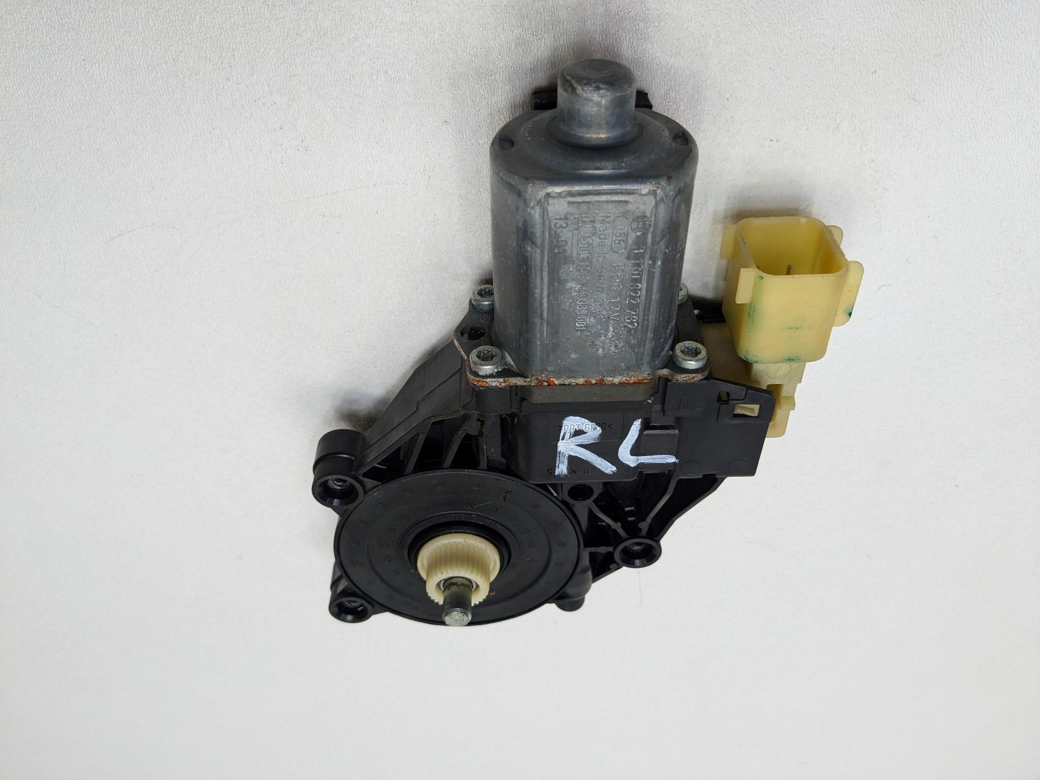 2013 - 2017 OEM LAND ROVER RANGE ROVER REAR LEFT DRIVER POWER WINDOW MOTOR