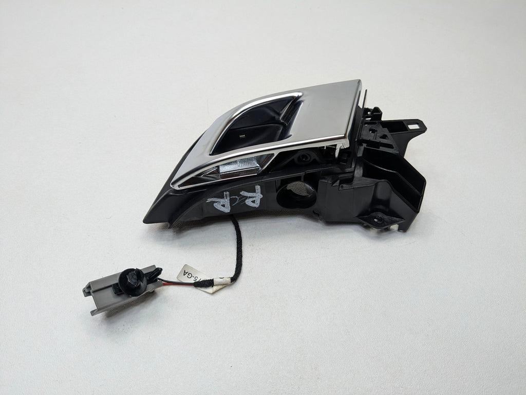 2013 - 2017 OEM LAND ROVER RANGE ROVER REAR RIGHT SIDE INTERIOR DOOR HANDLE