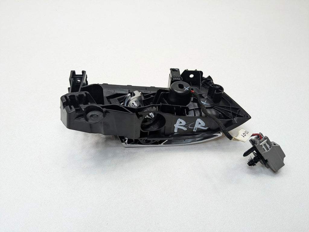 2013 - 2017 OEM LAND ROVER RANGE ROVER REAR RIGHT SIDE INTERIOR DOOR HANDLE