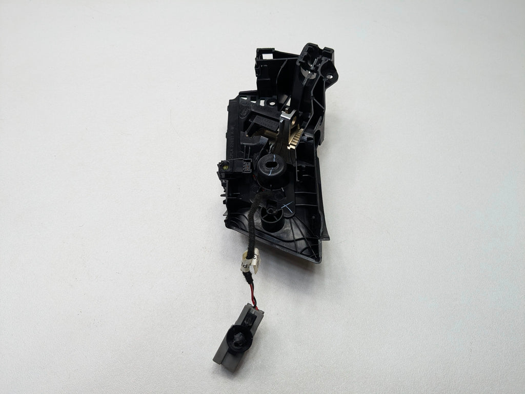 2013 - 2017 OEM LAND ROVER RANGE ROVER REAR LEFT SIDE INTERIOR DOOR HANDLE